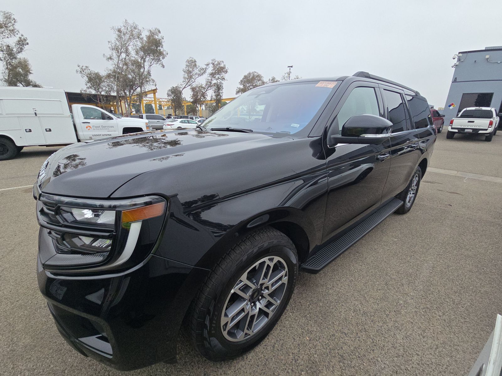FORD EXPEDITION MAX - 1