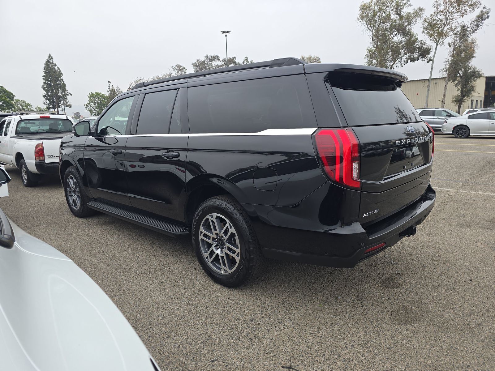 FORD EXPEDITION MAX - 7