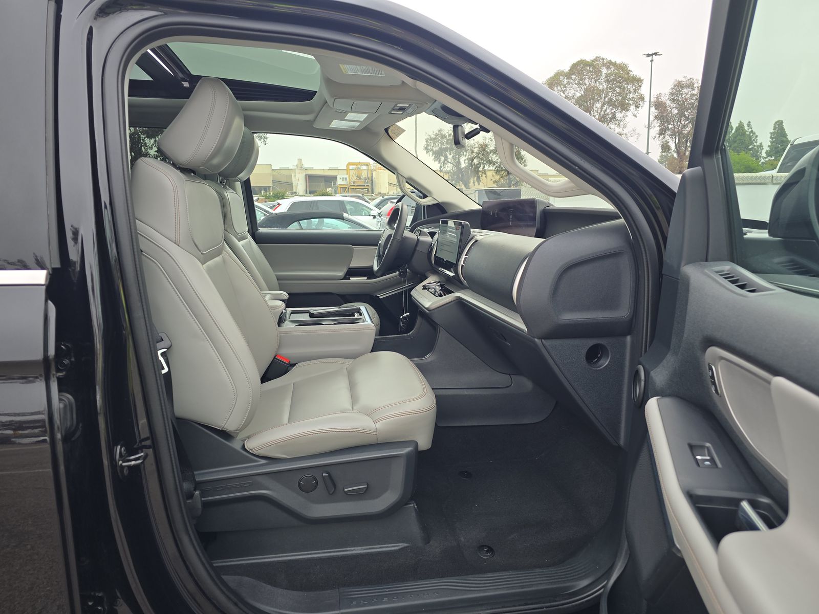 FORD EXPEDITION MAX - 9