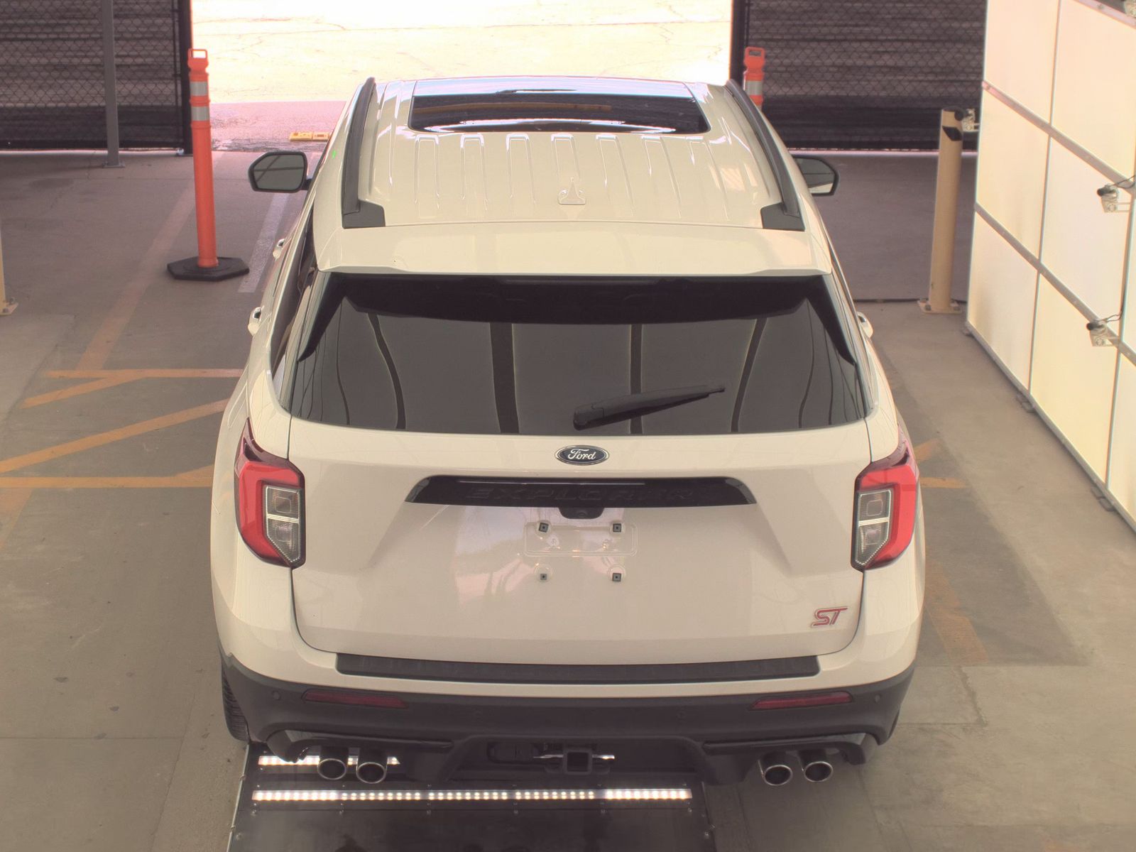 FORD EXPLORER - 7
