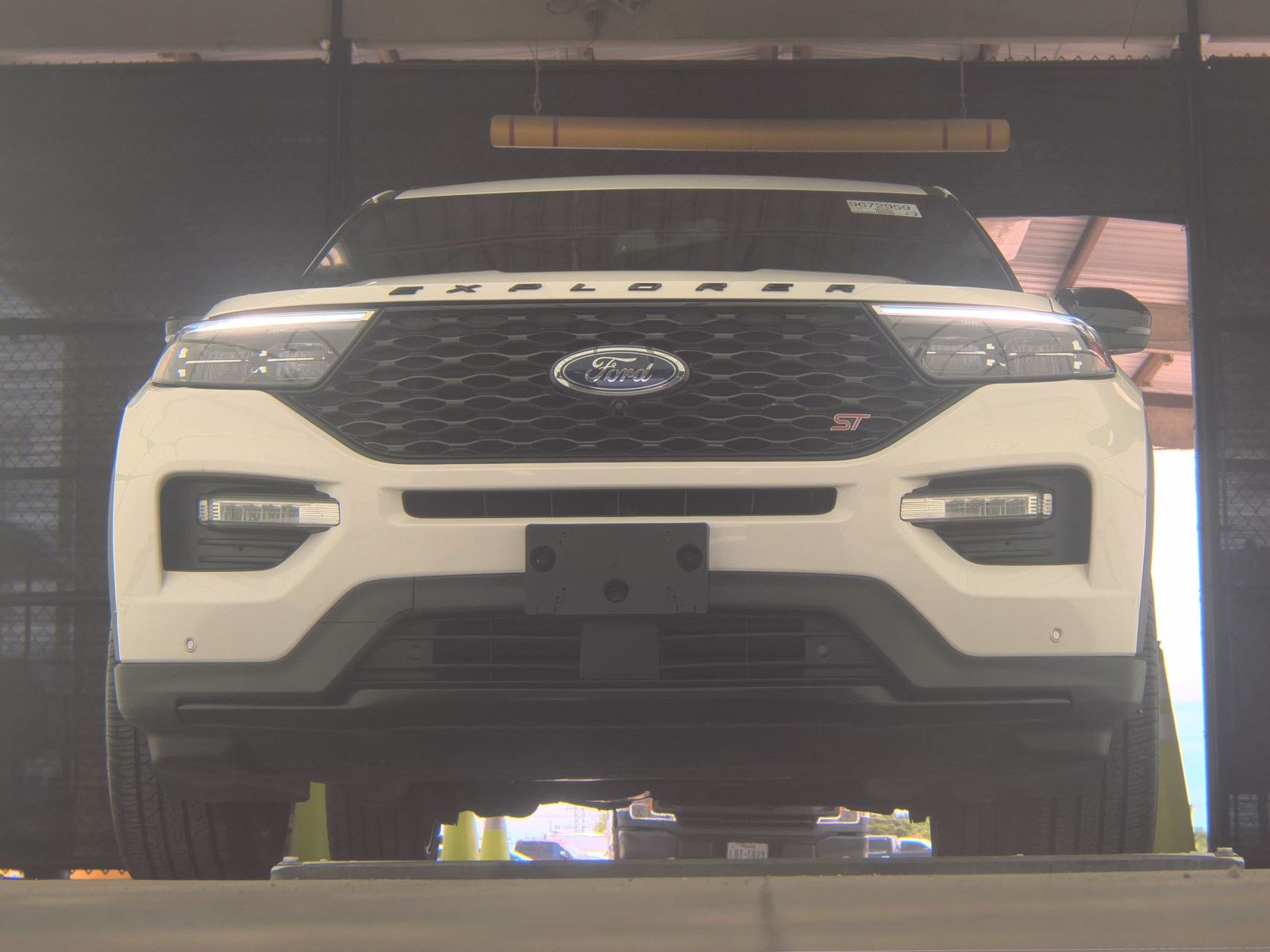 FORD EXPLORER - 4