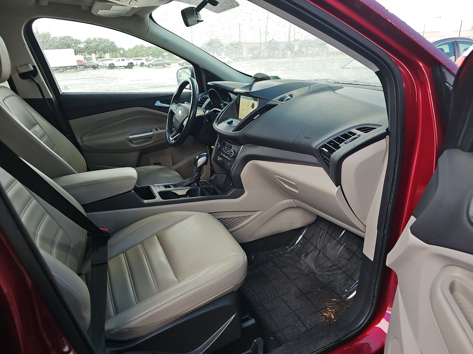 FORD ESCAPE - 9