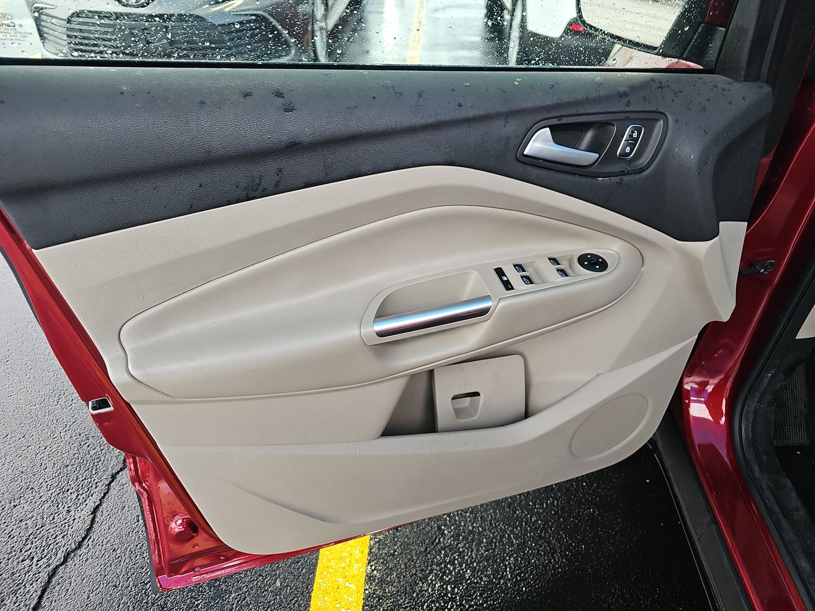 FORD ESCAPE - 10
