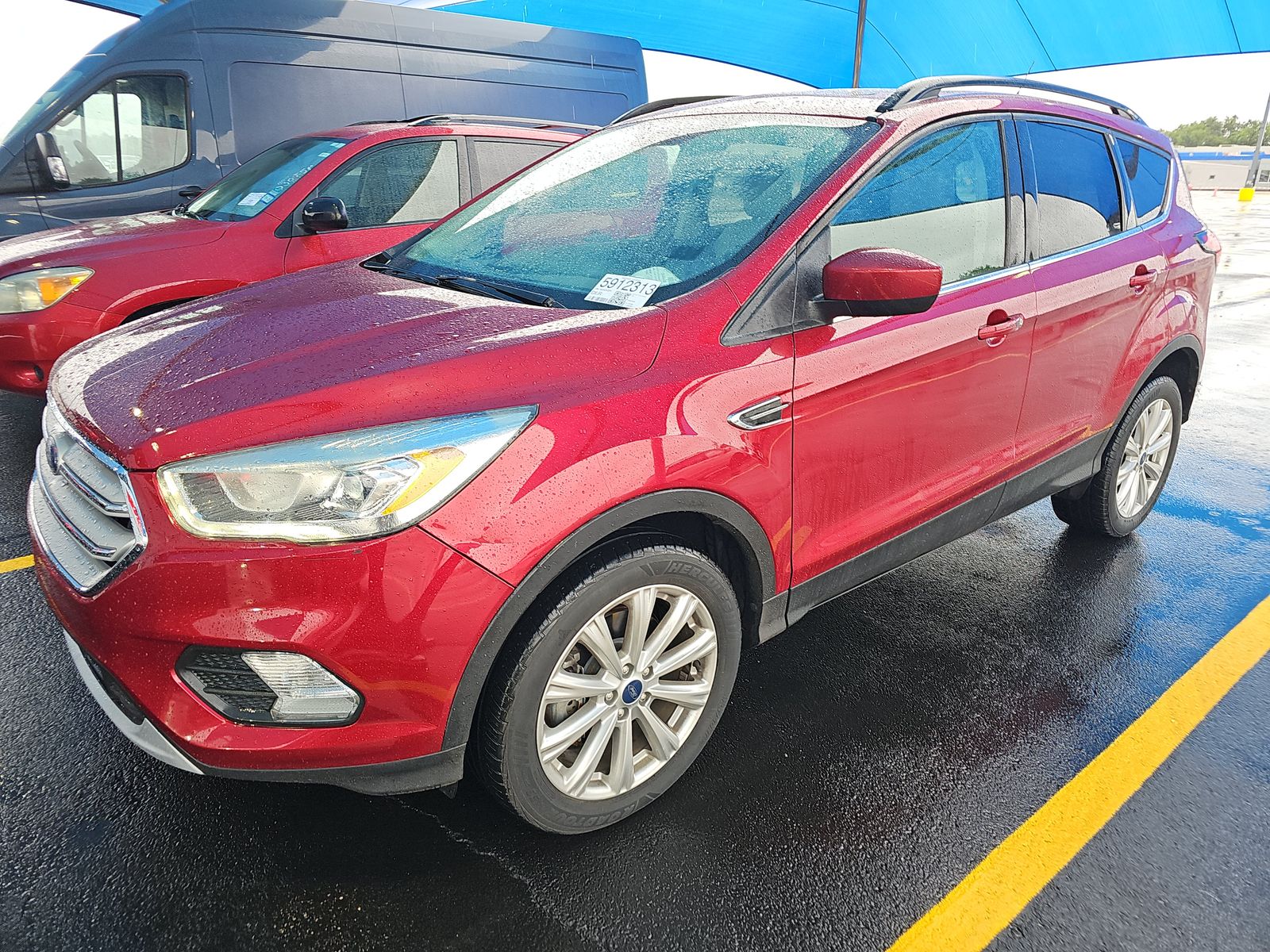 FORD ESCAPE - 1
