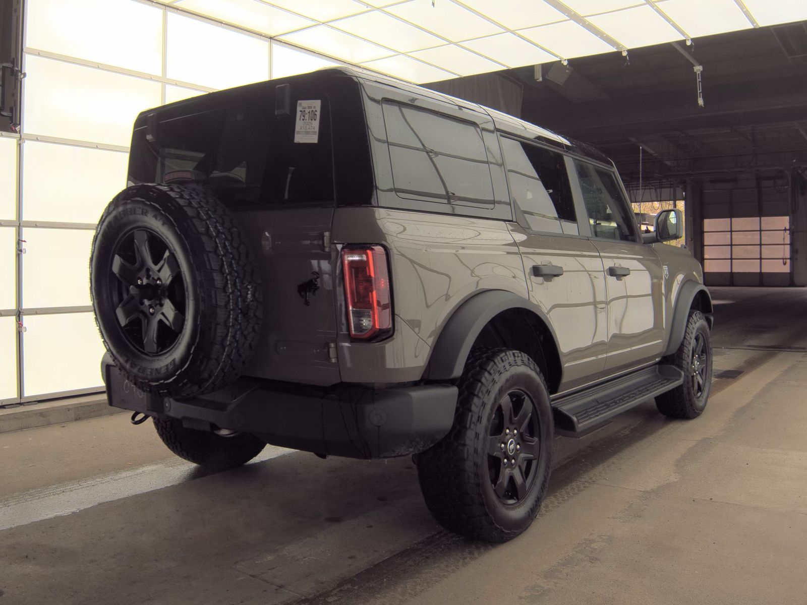 FORD BRONCO - 6
