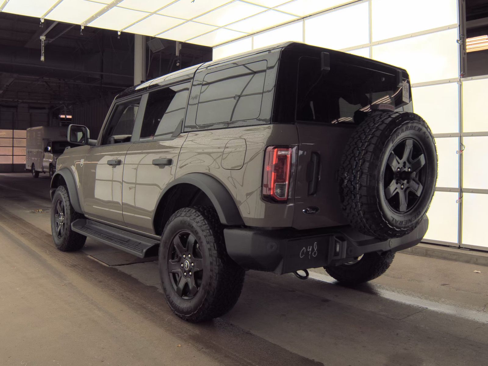 FORD BRONCO - 9