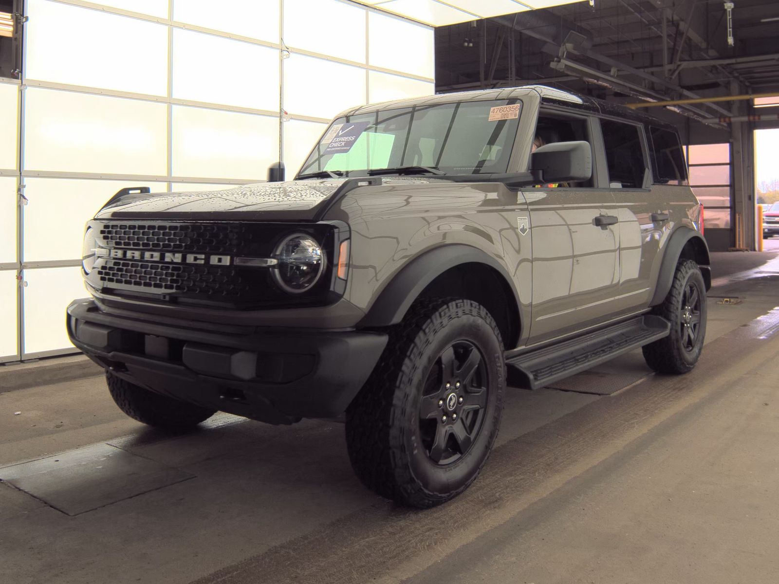 FORD BRONCO - 1