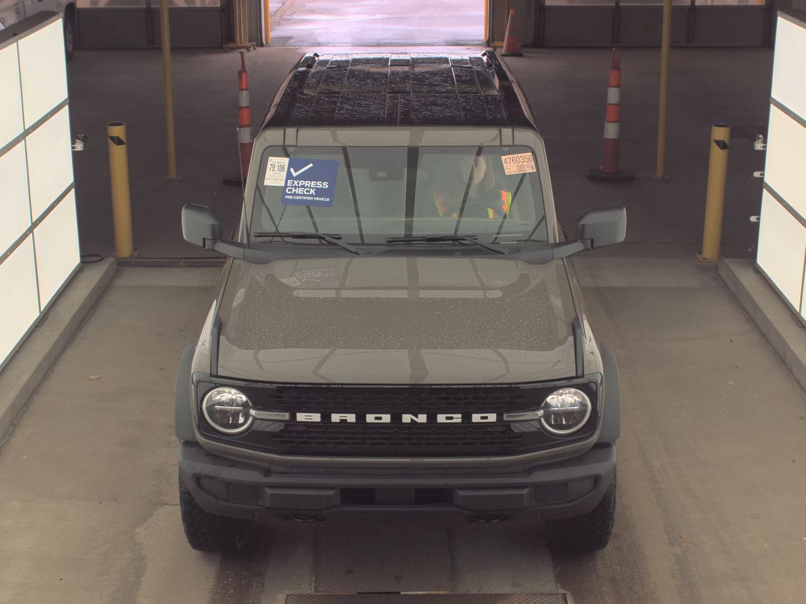 FORD BRONCO - 3