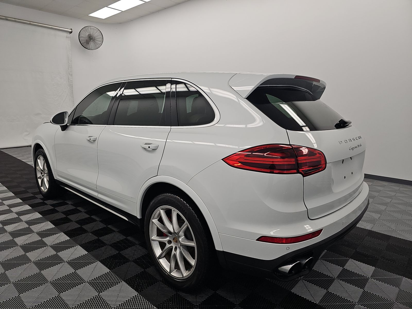 PORSCHE CAYENNE - 7