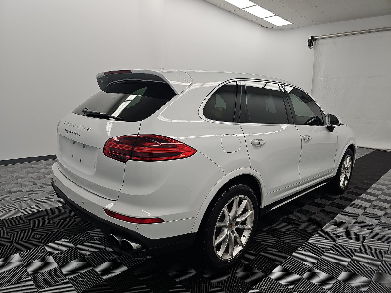 PORSCHE CAYENNE - 5