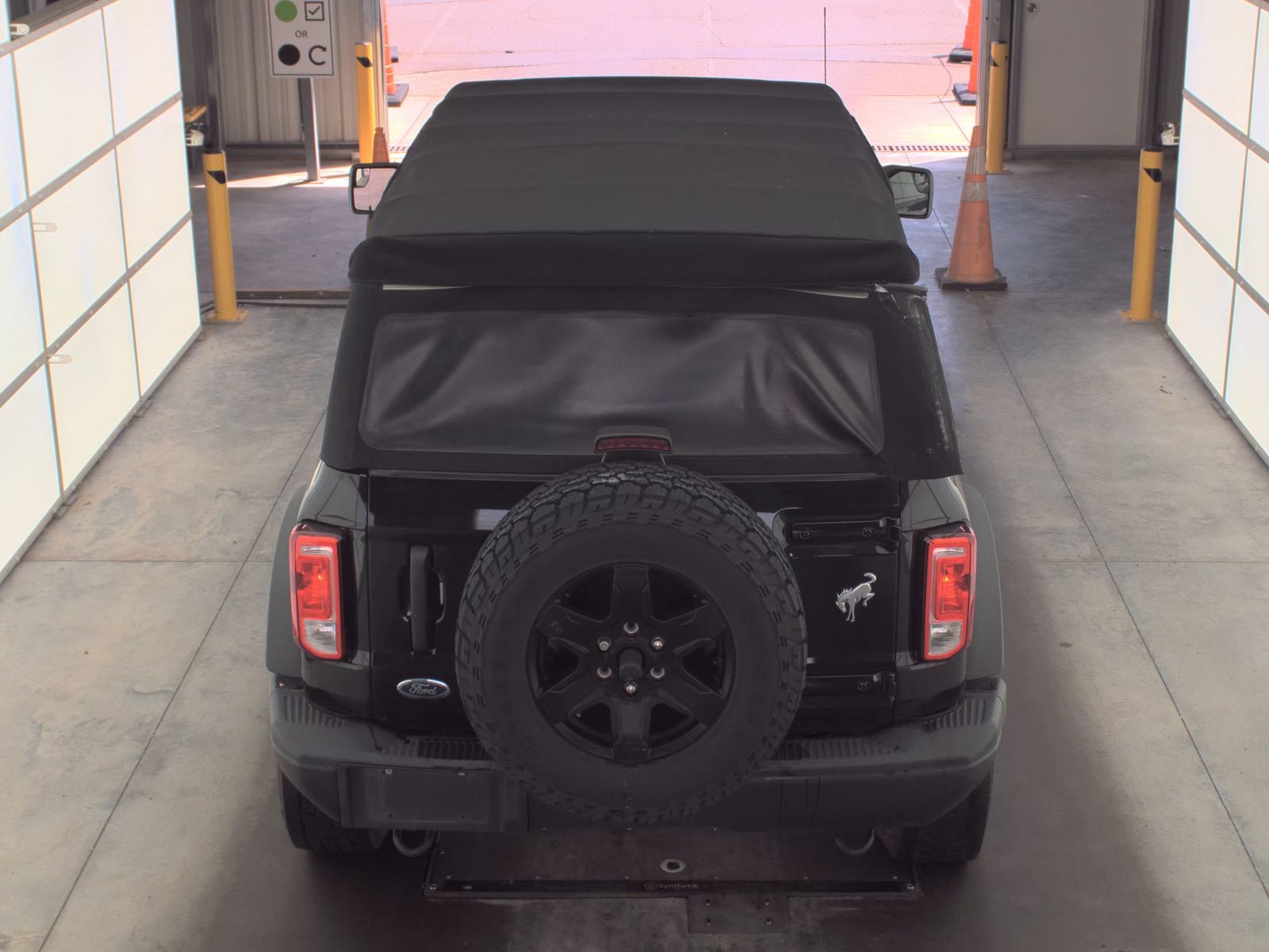 FORD BRONCO - 7