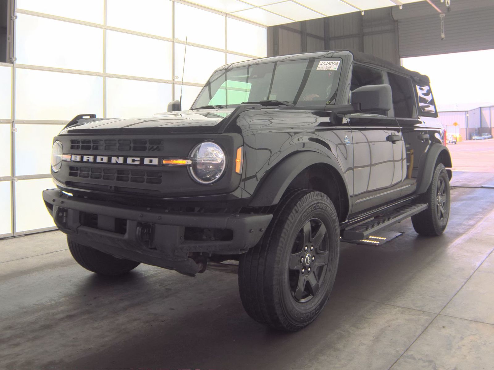 FORD BRONCO - 1