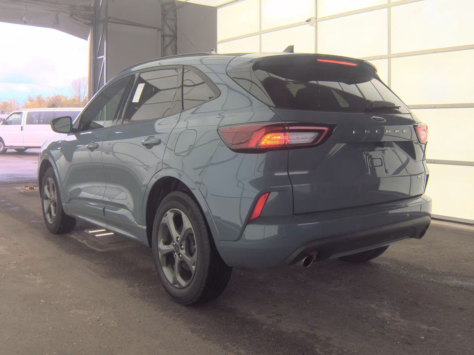 FORD ESCAPE - 9