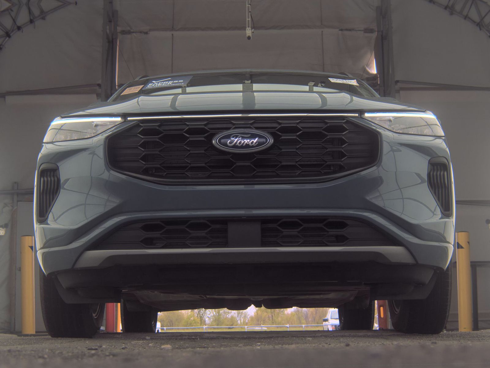 FORD ESCAPE - 4