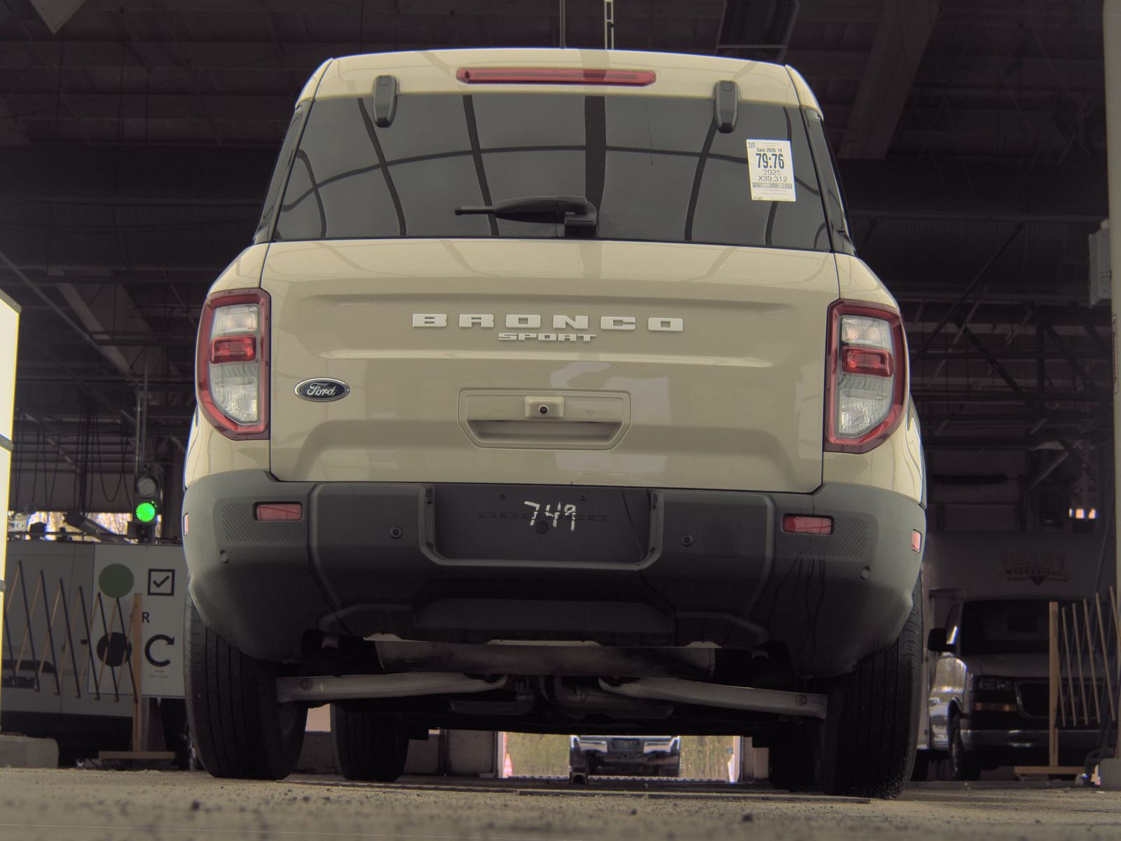 FORD BRONCO - 8