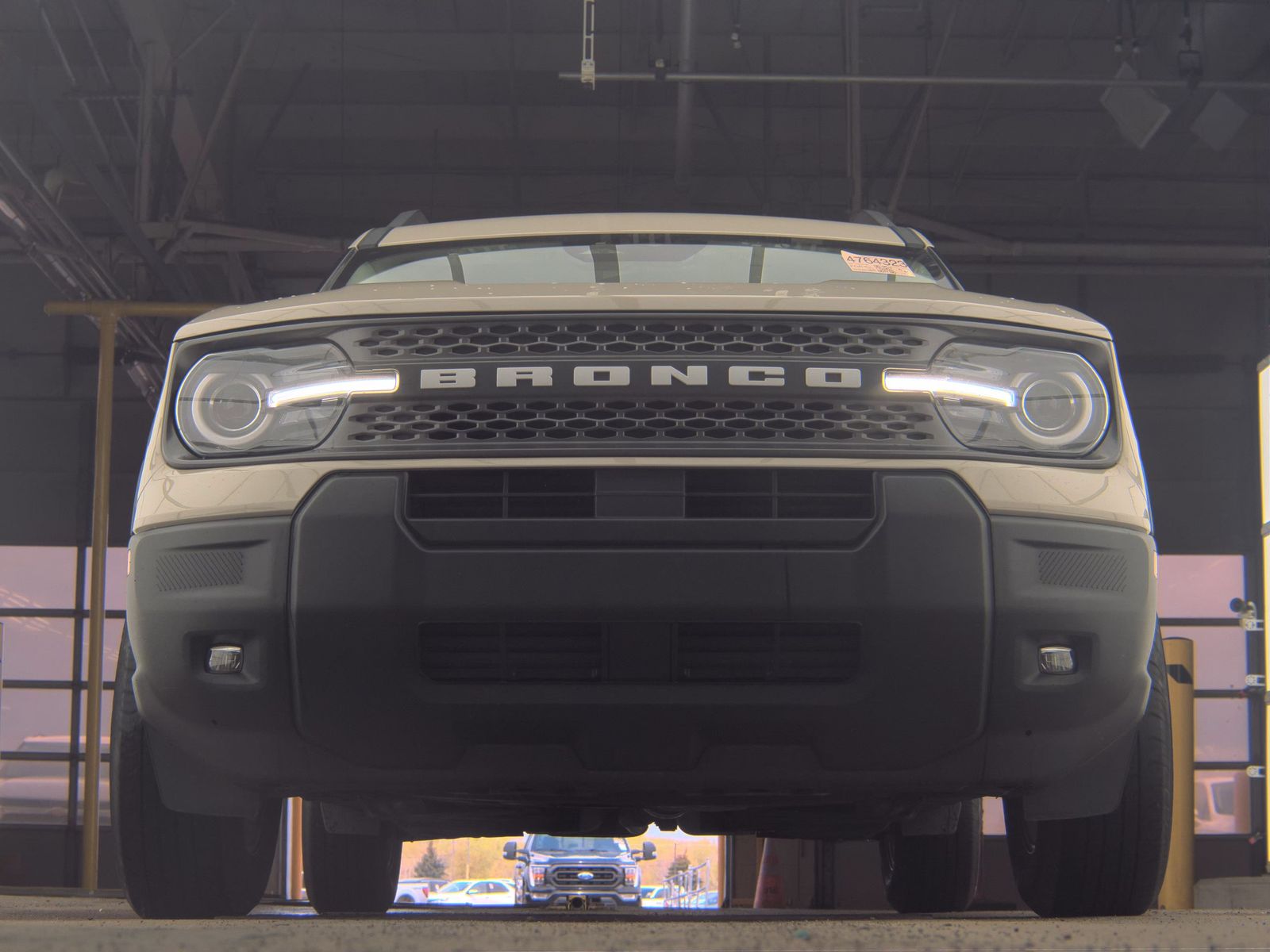 FORD BRONCO - 4