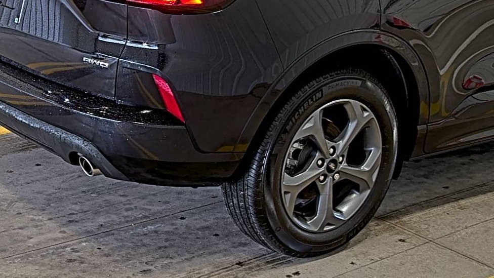 FORD ESCAPE - 10
