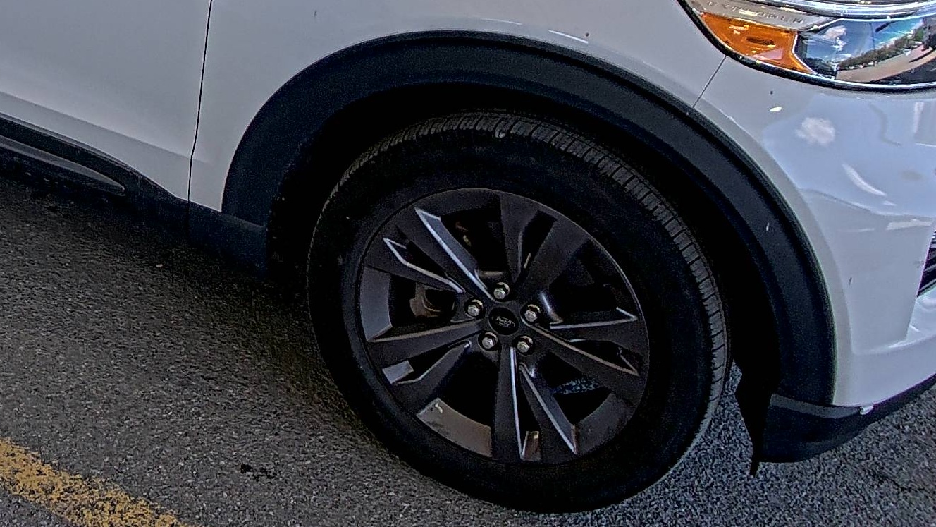 FORD EXPLORER - 9