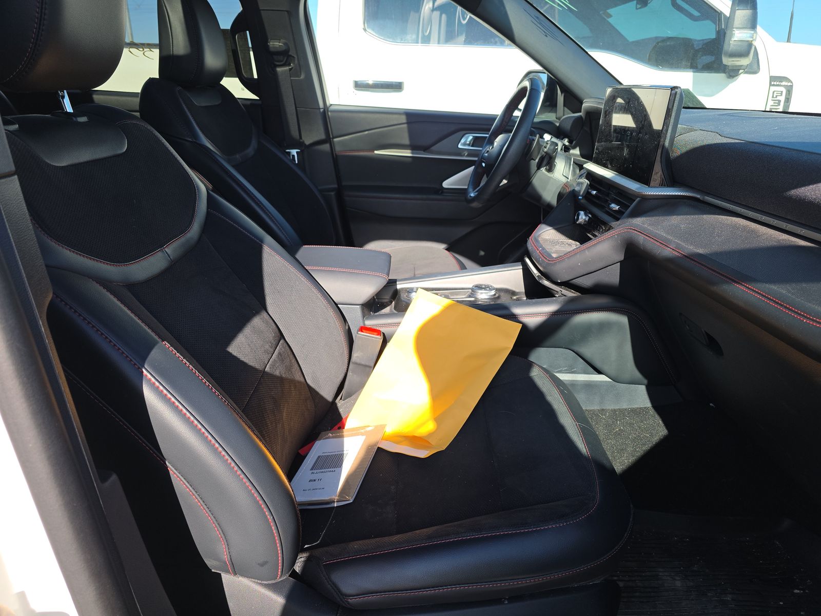 FORD EXPLORER - 9