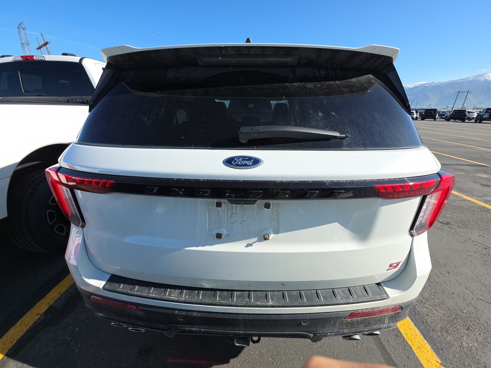 FORD EXPLORER - 6