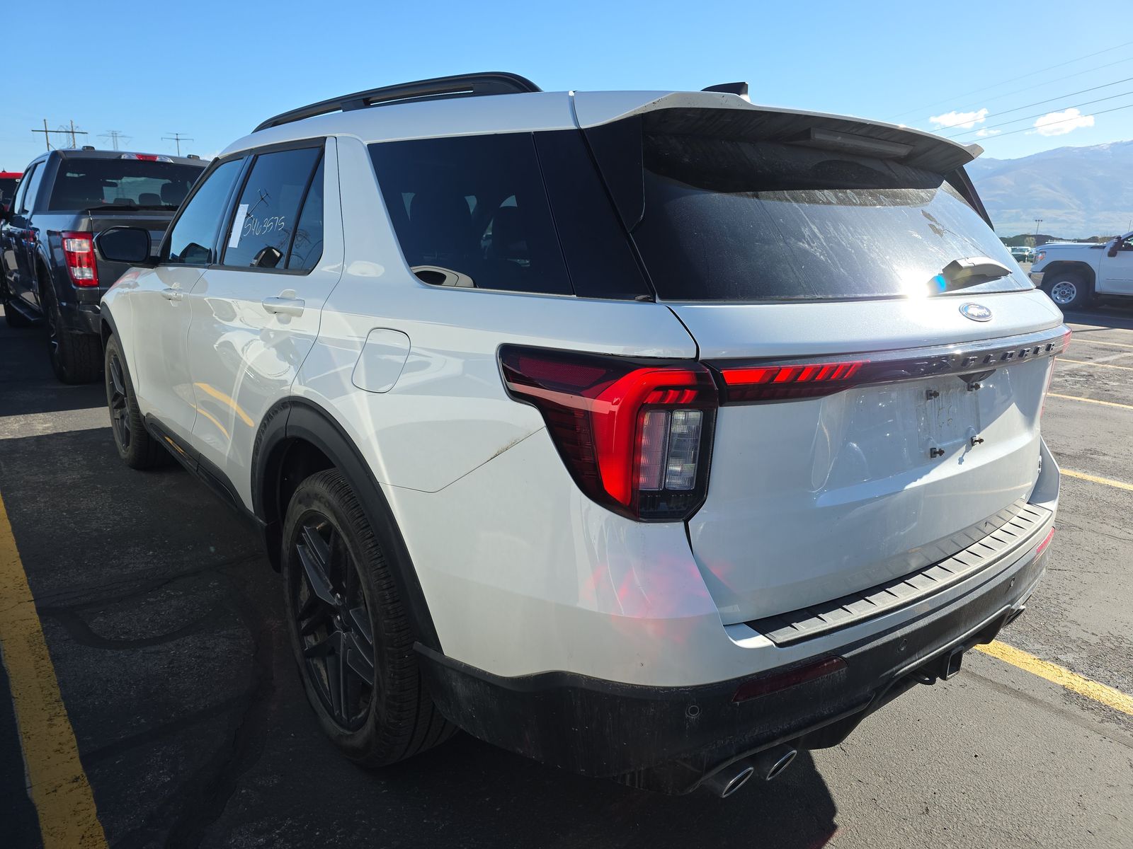 FORD EXPLORER - 7