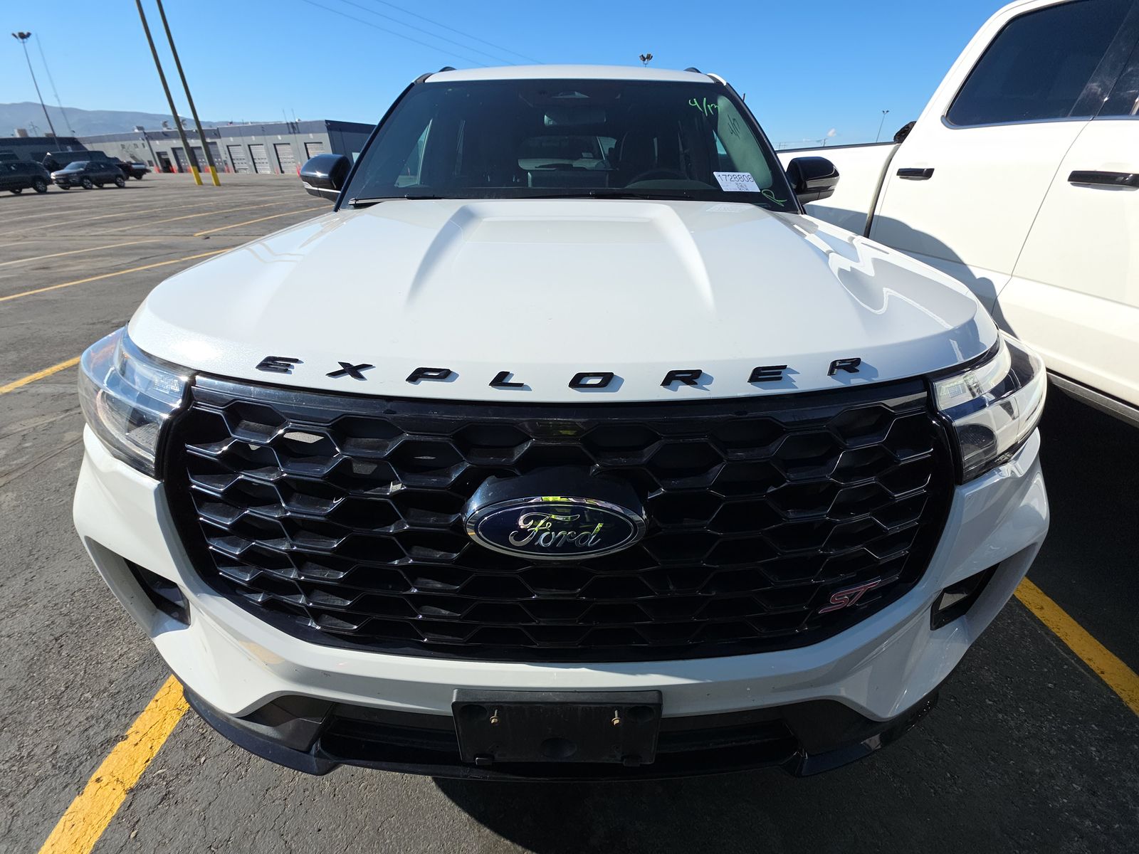 FORD EXPLORER - 3