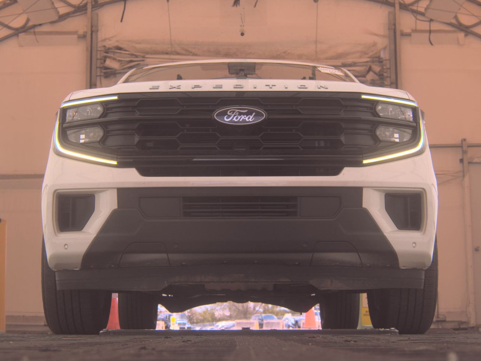 FORD EXPEDITION MAX - 4