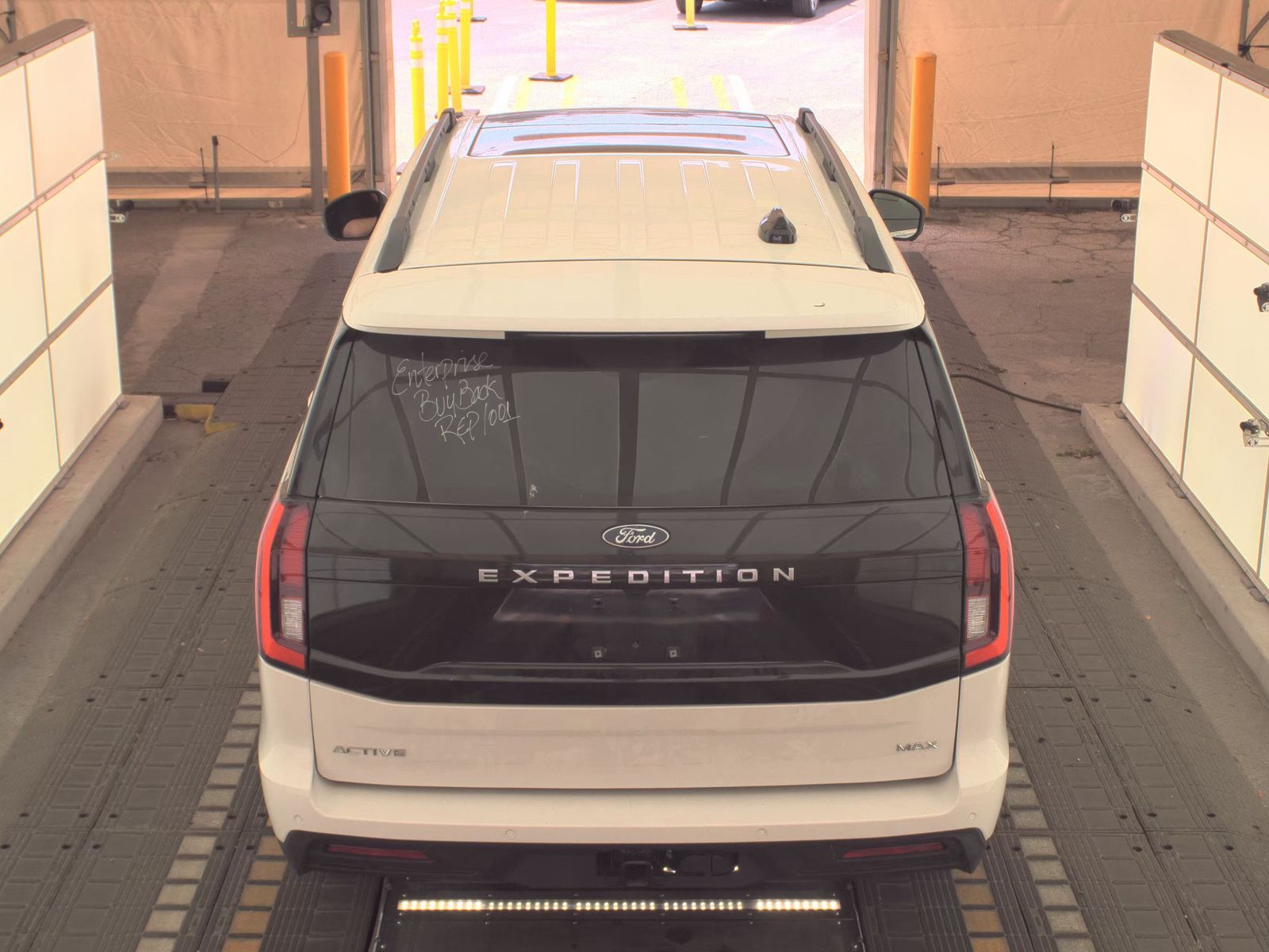 FORD EXPEDITION MAX - 7
