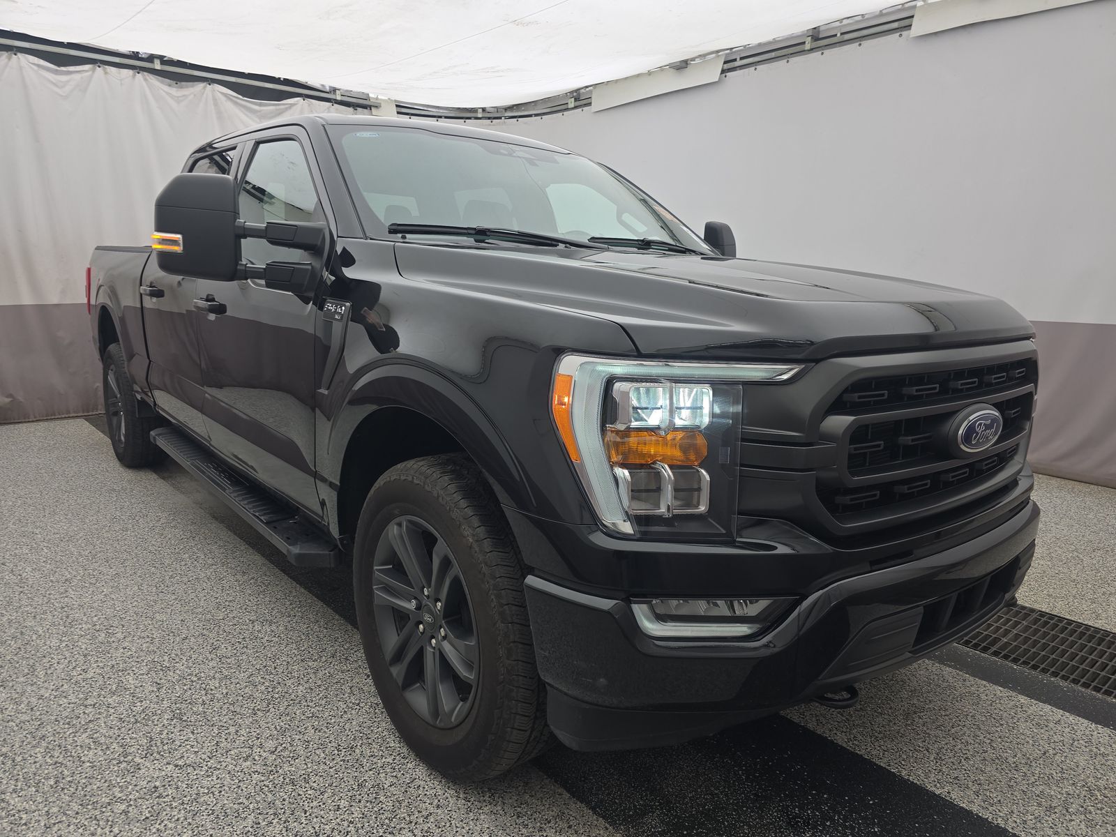 FORD F-150 - 4