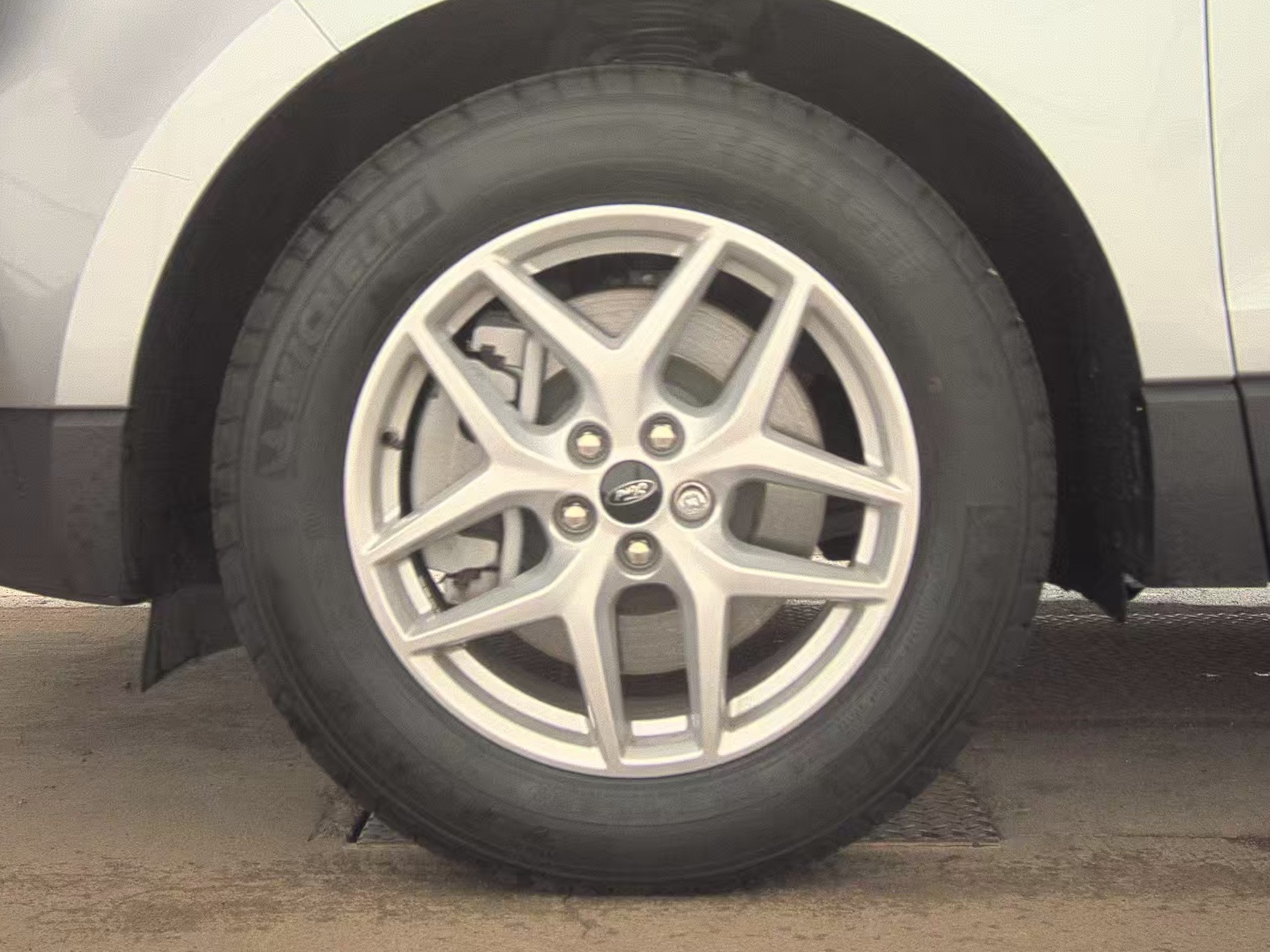FORD EDGE - 10