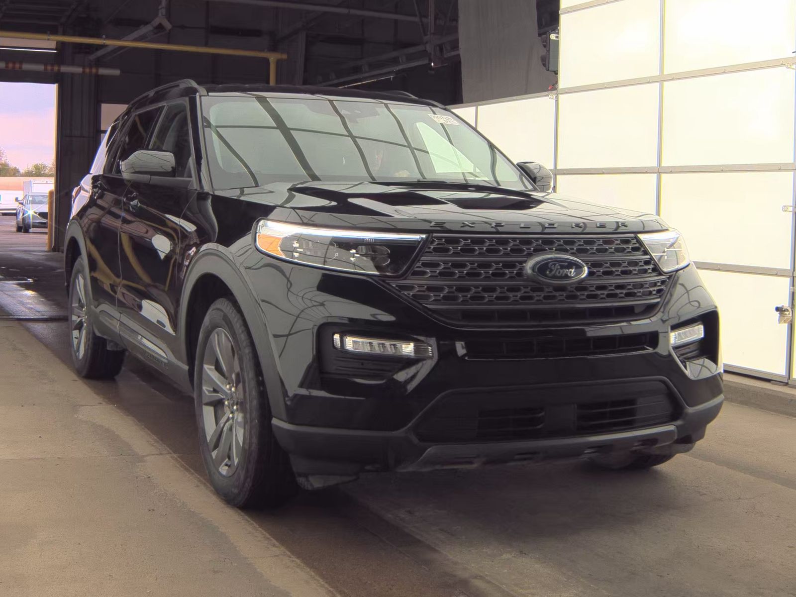 FORD EXPLORER - 5
