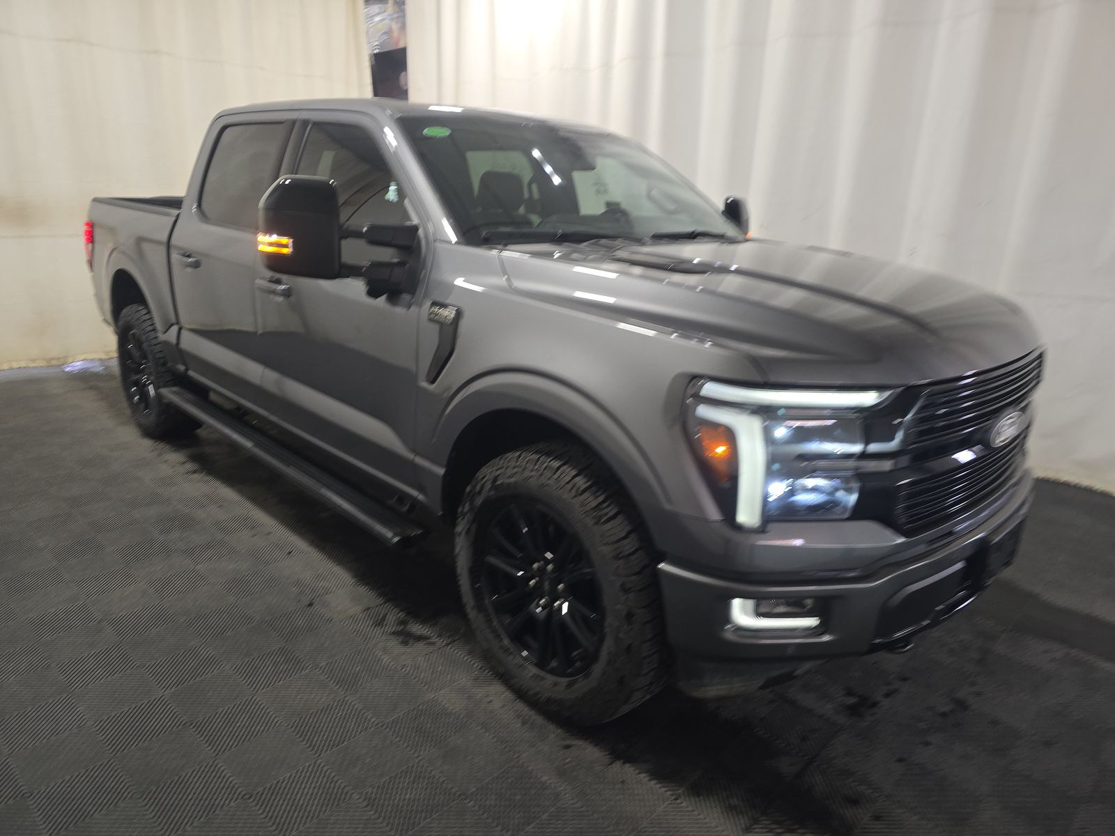 FORD F-150 - 4
