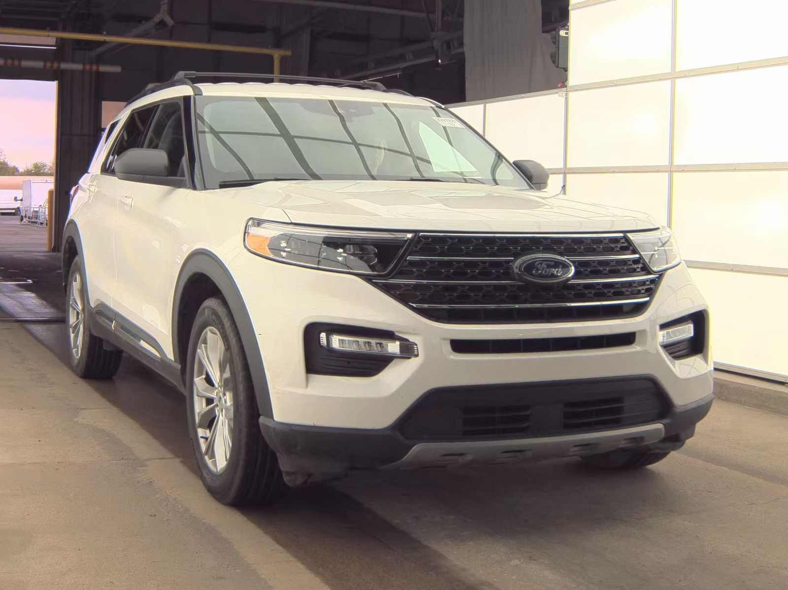 FORD EXPLORER - 5