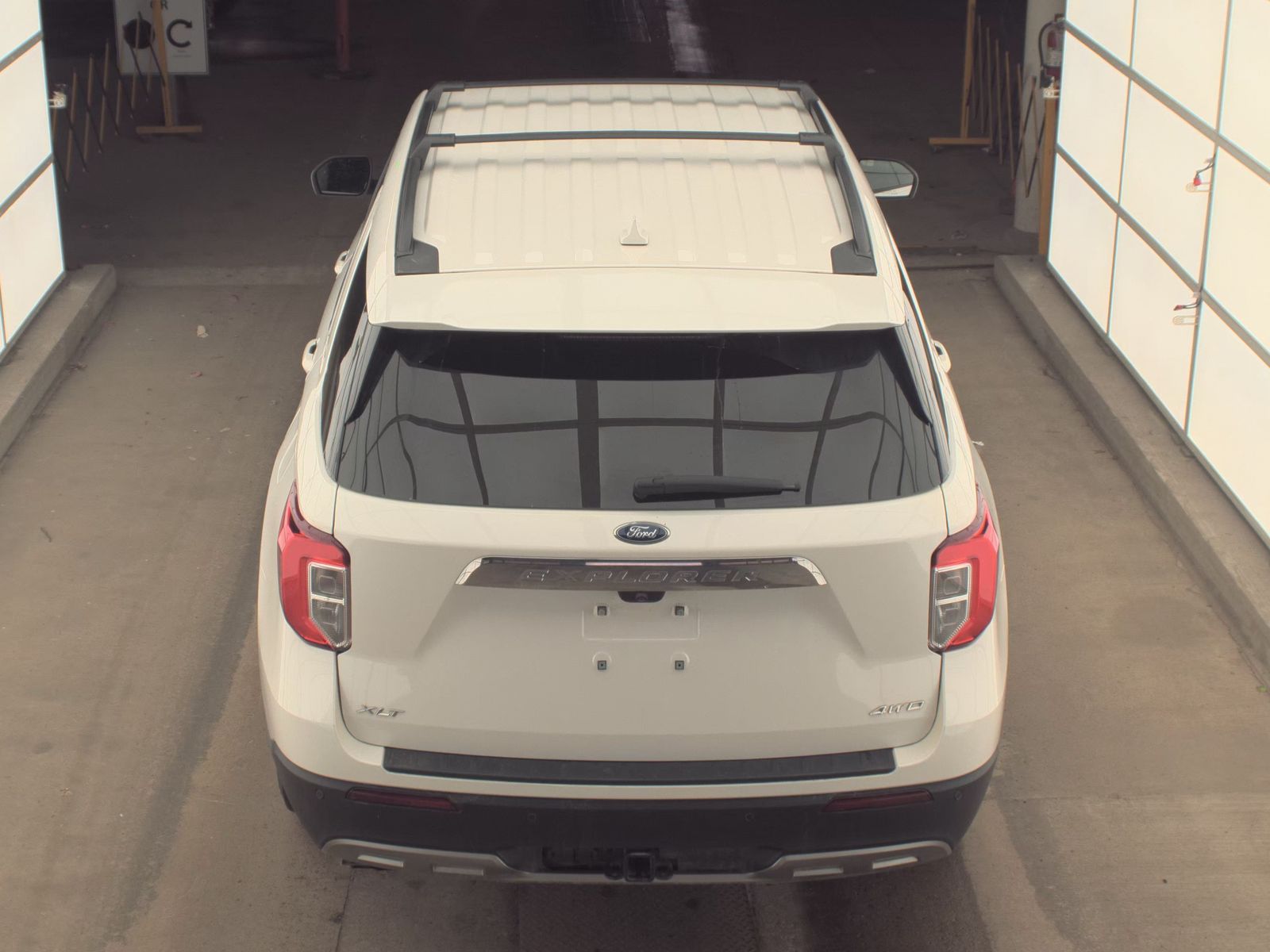 FORD EXPLORER - 7
