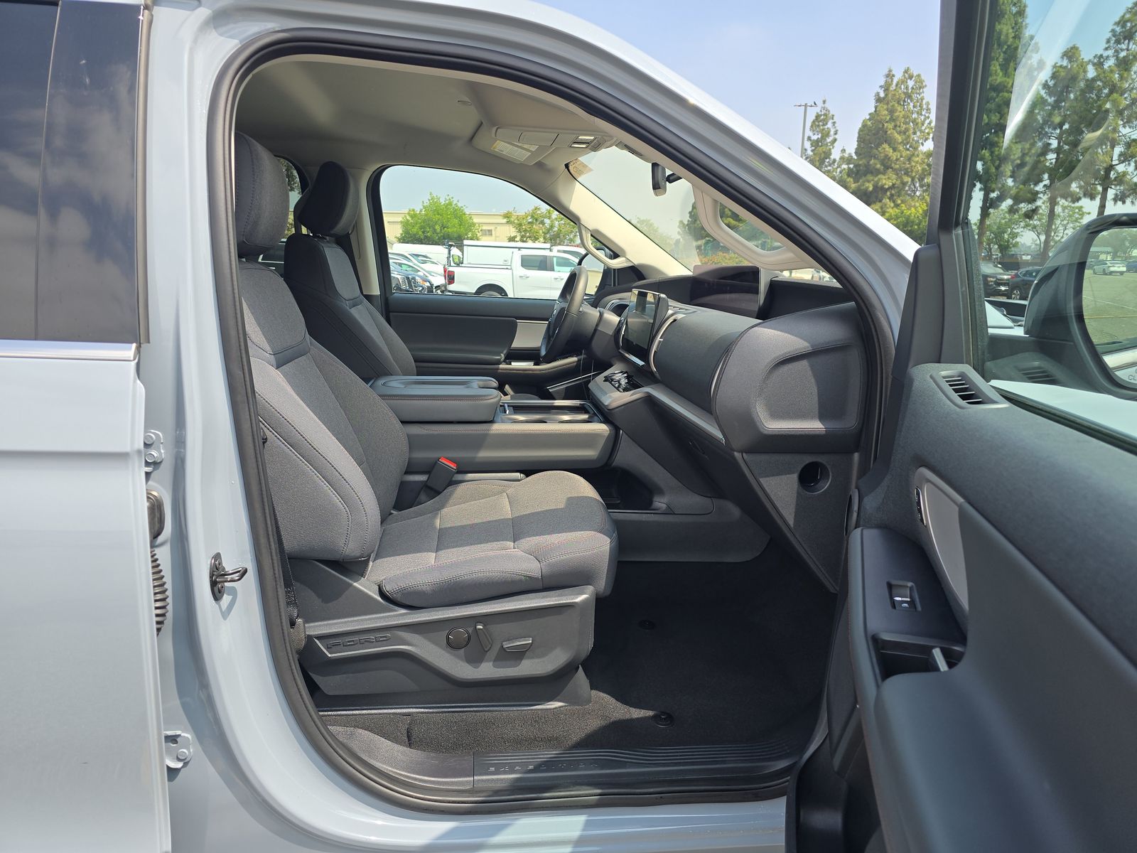 FORD EXPEDITION - 9