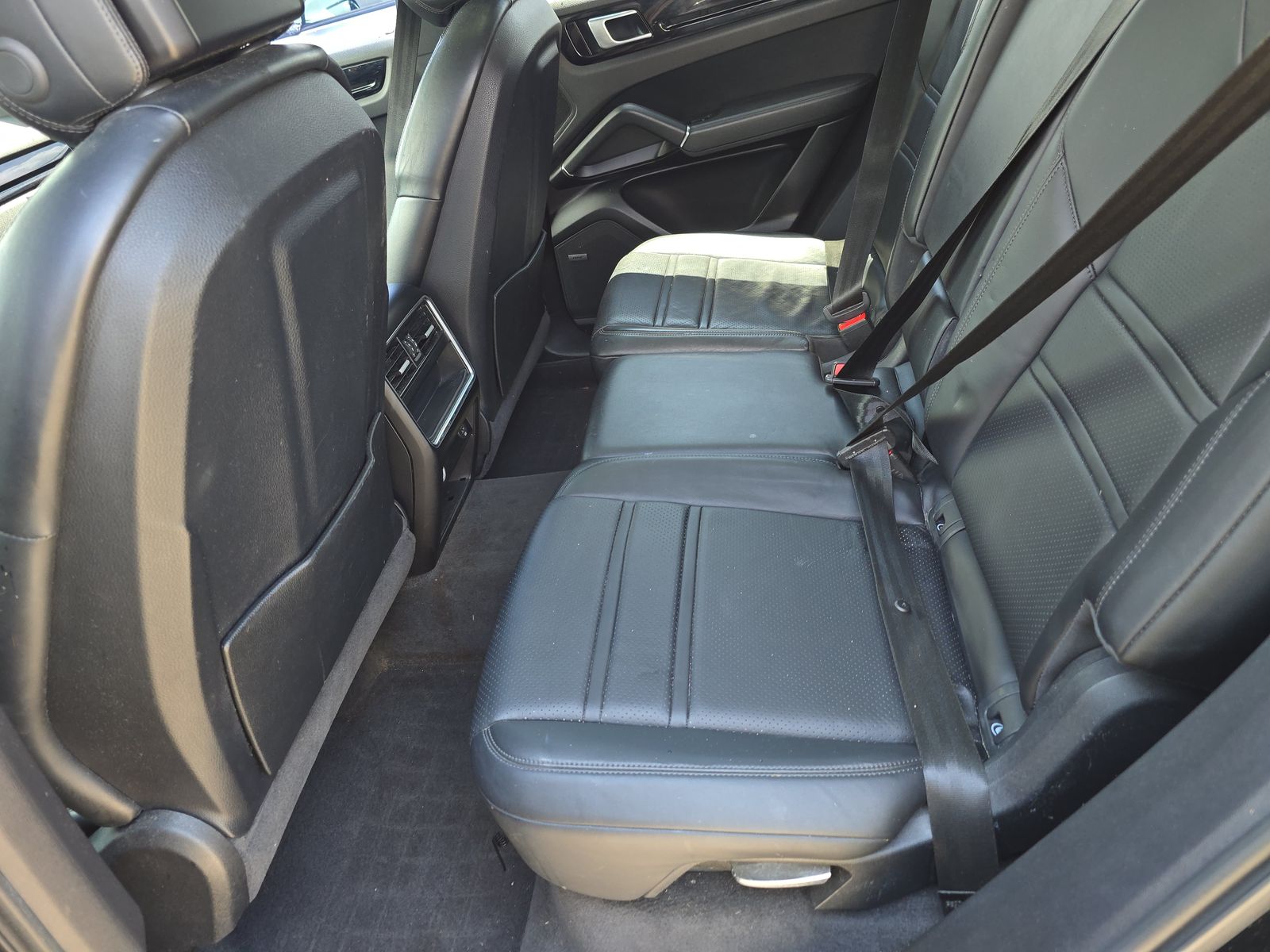 2019 Porsche Cayenne Base AWD