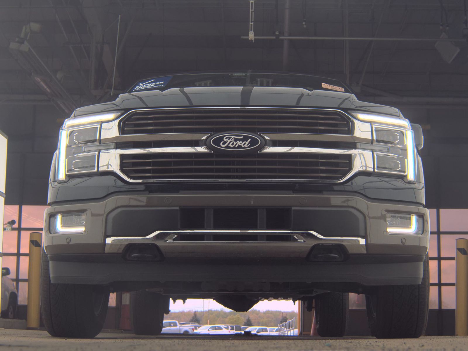 FORD F-150 - 4