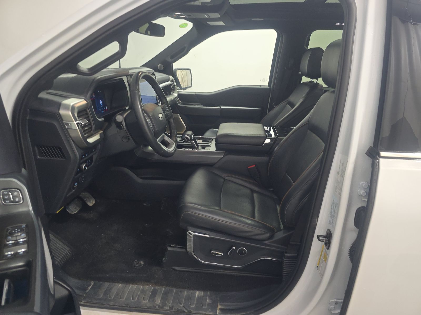 FORD F-150 - 8
