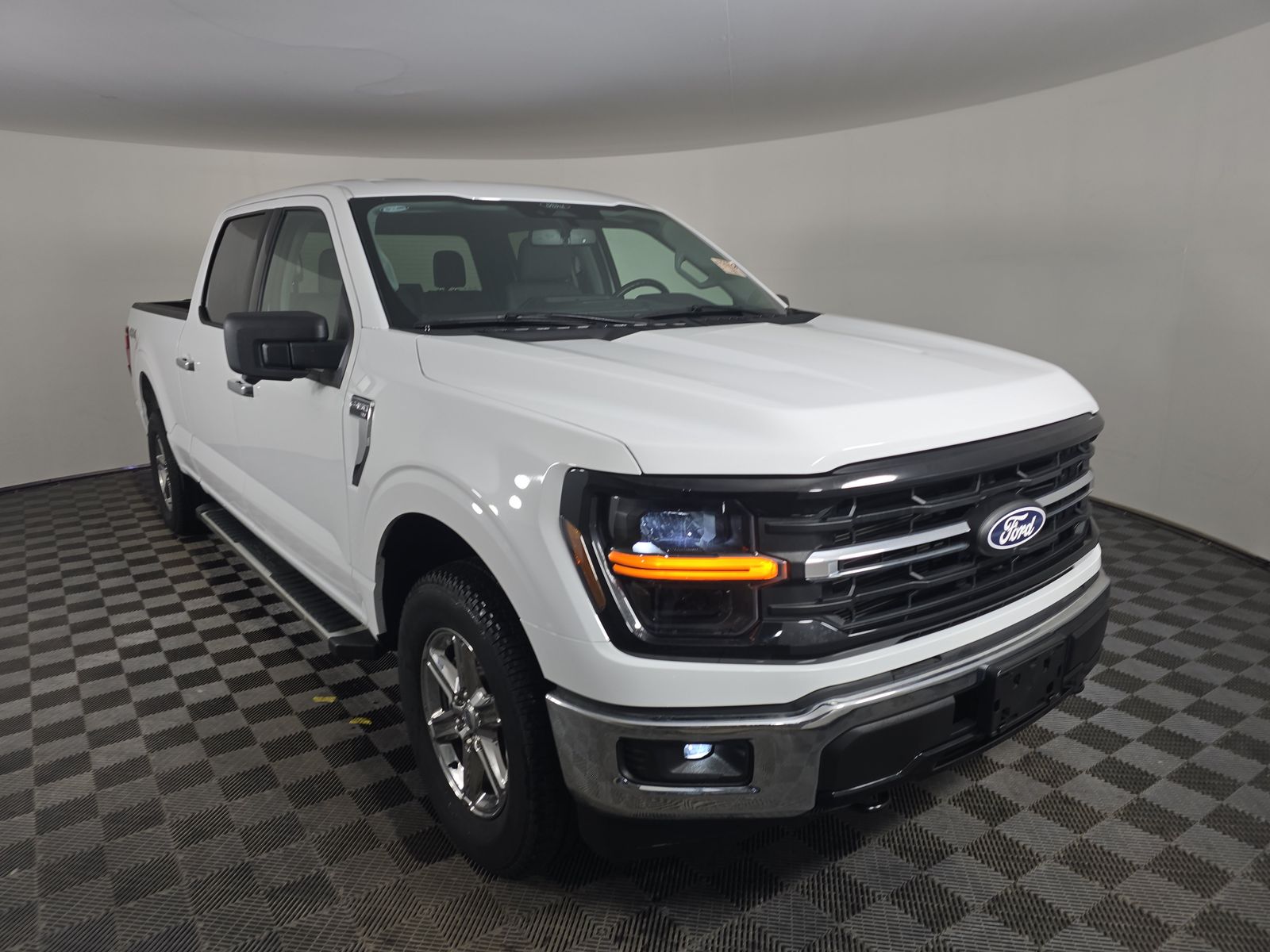 FORD F-150 - 4