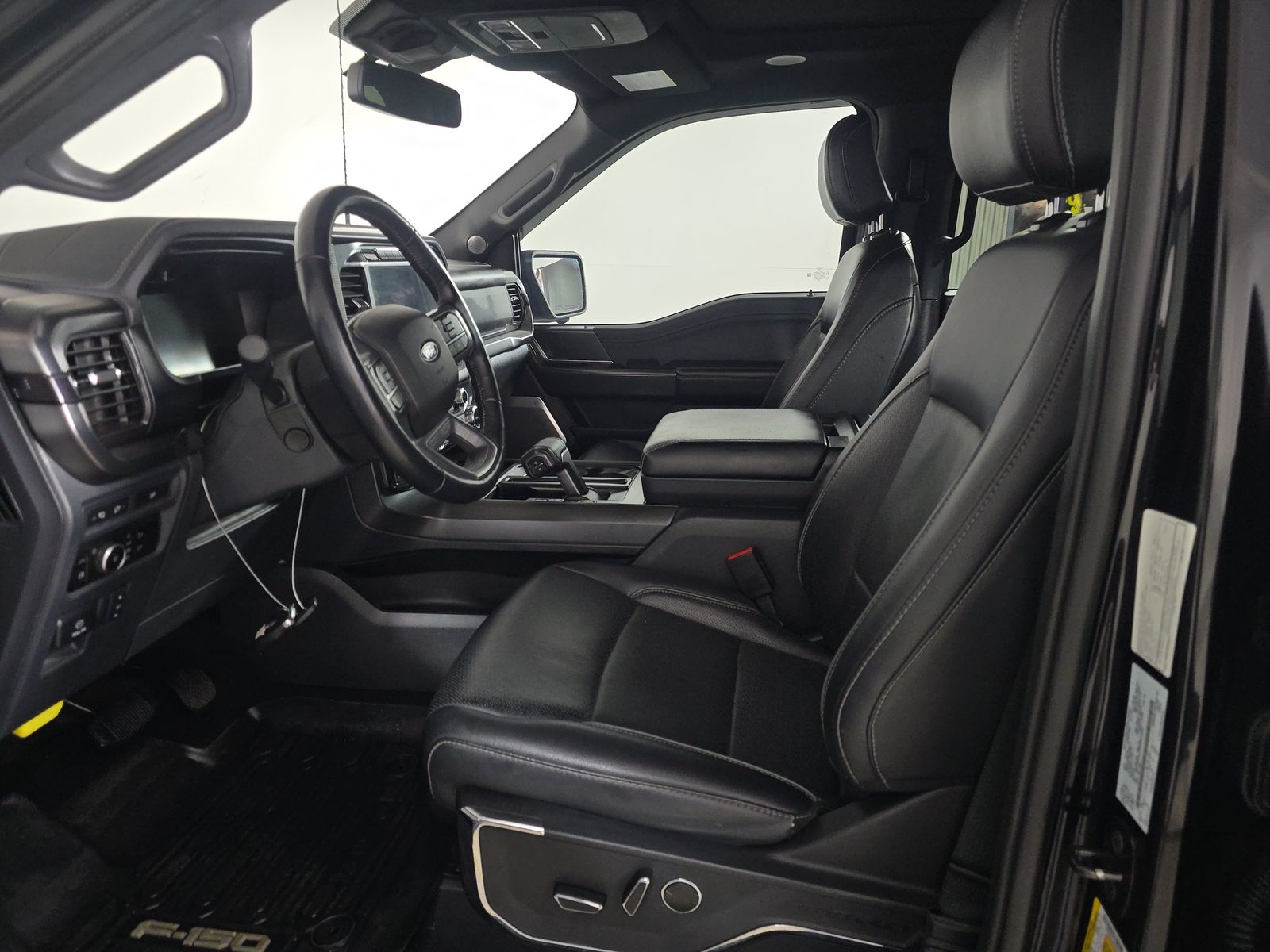 FORD F-150 - 8