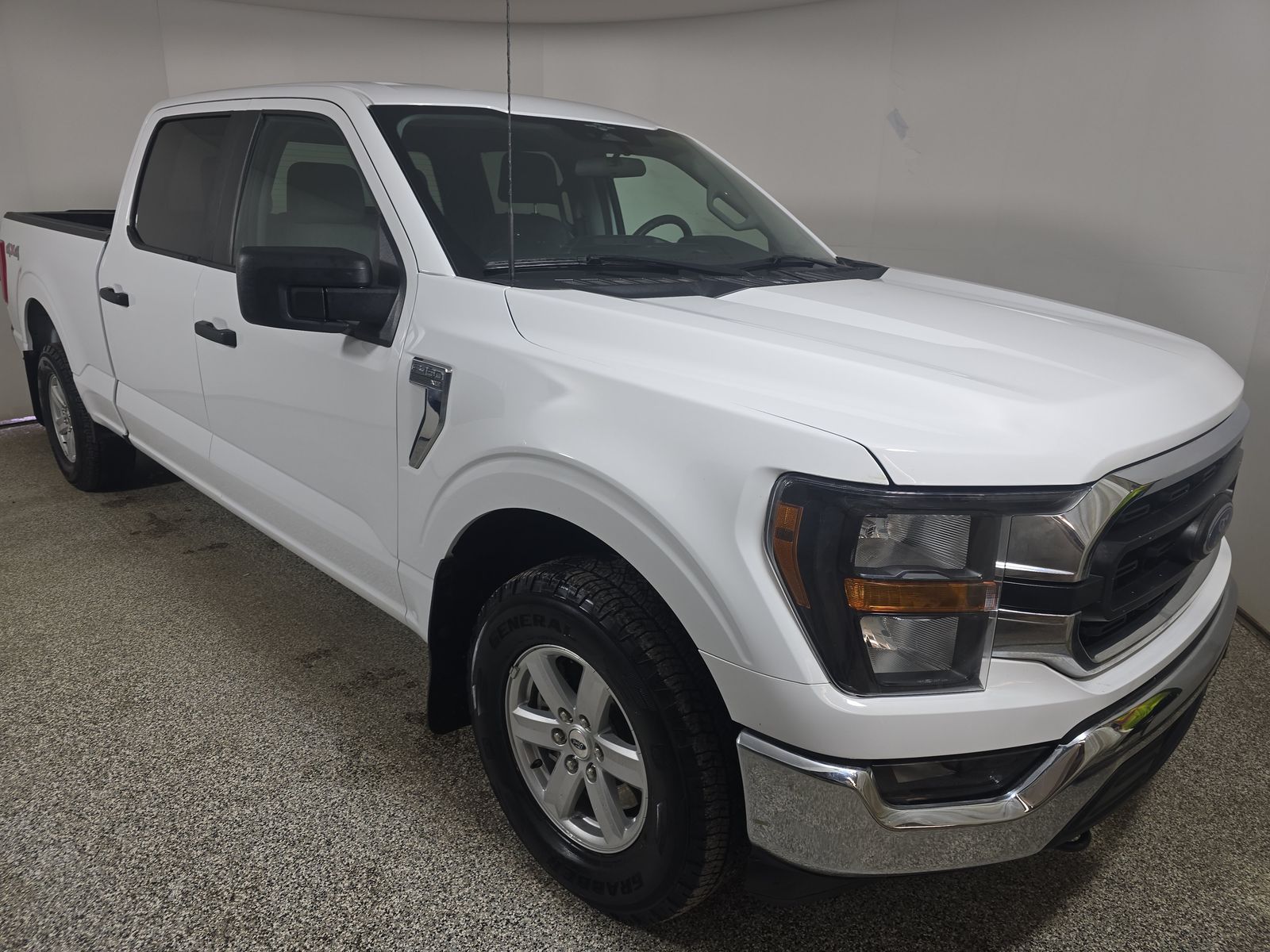 FORD F-150 - 4