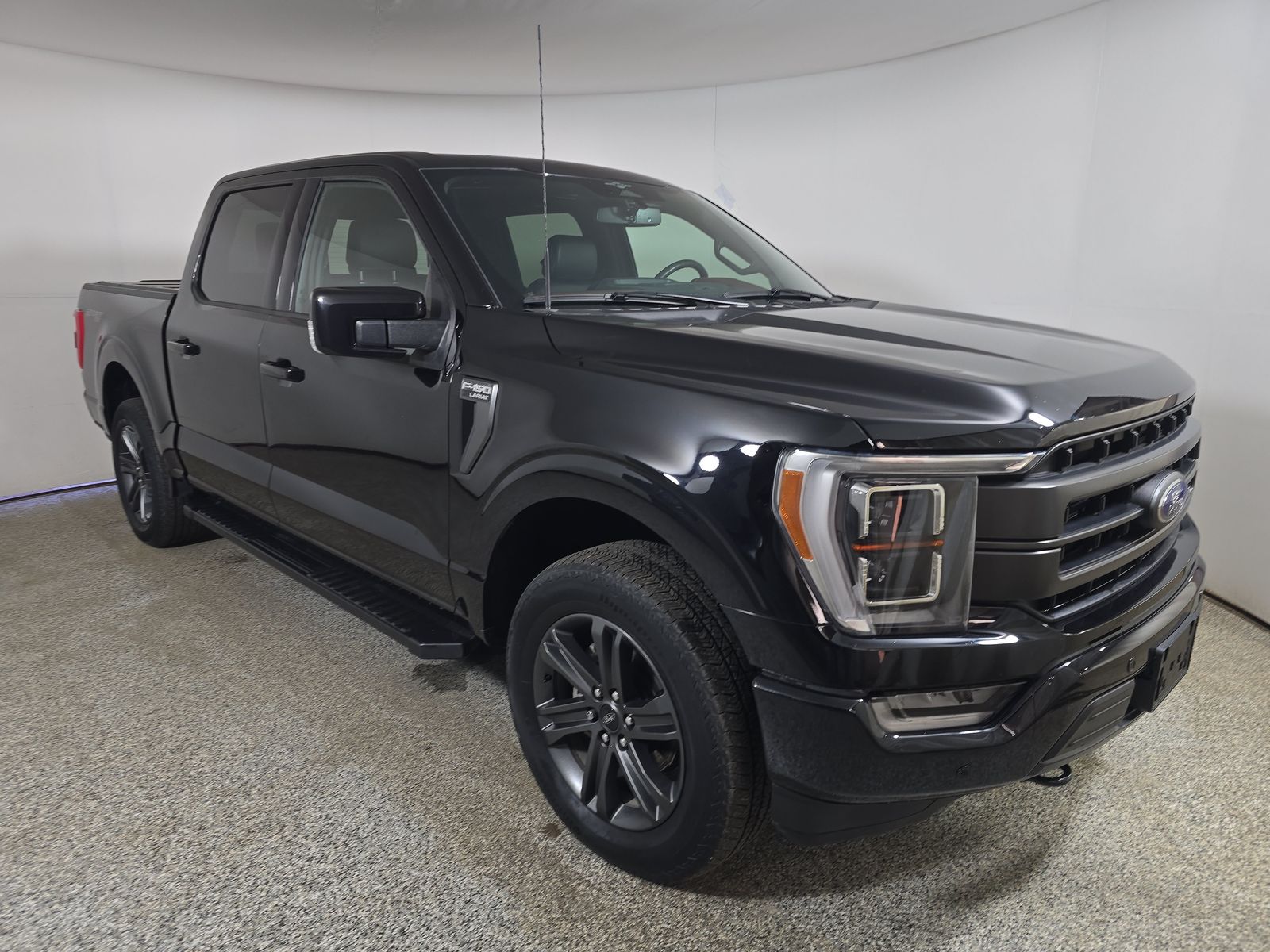 FORD F-150 - 4