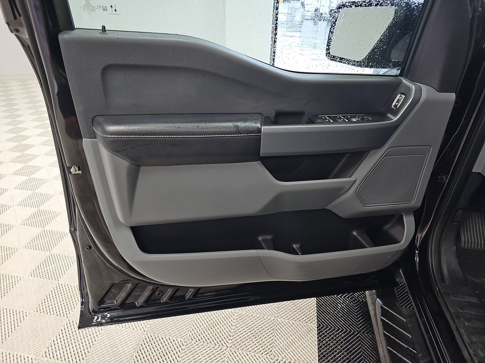 FORD F-150 - 10
