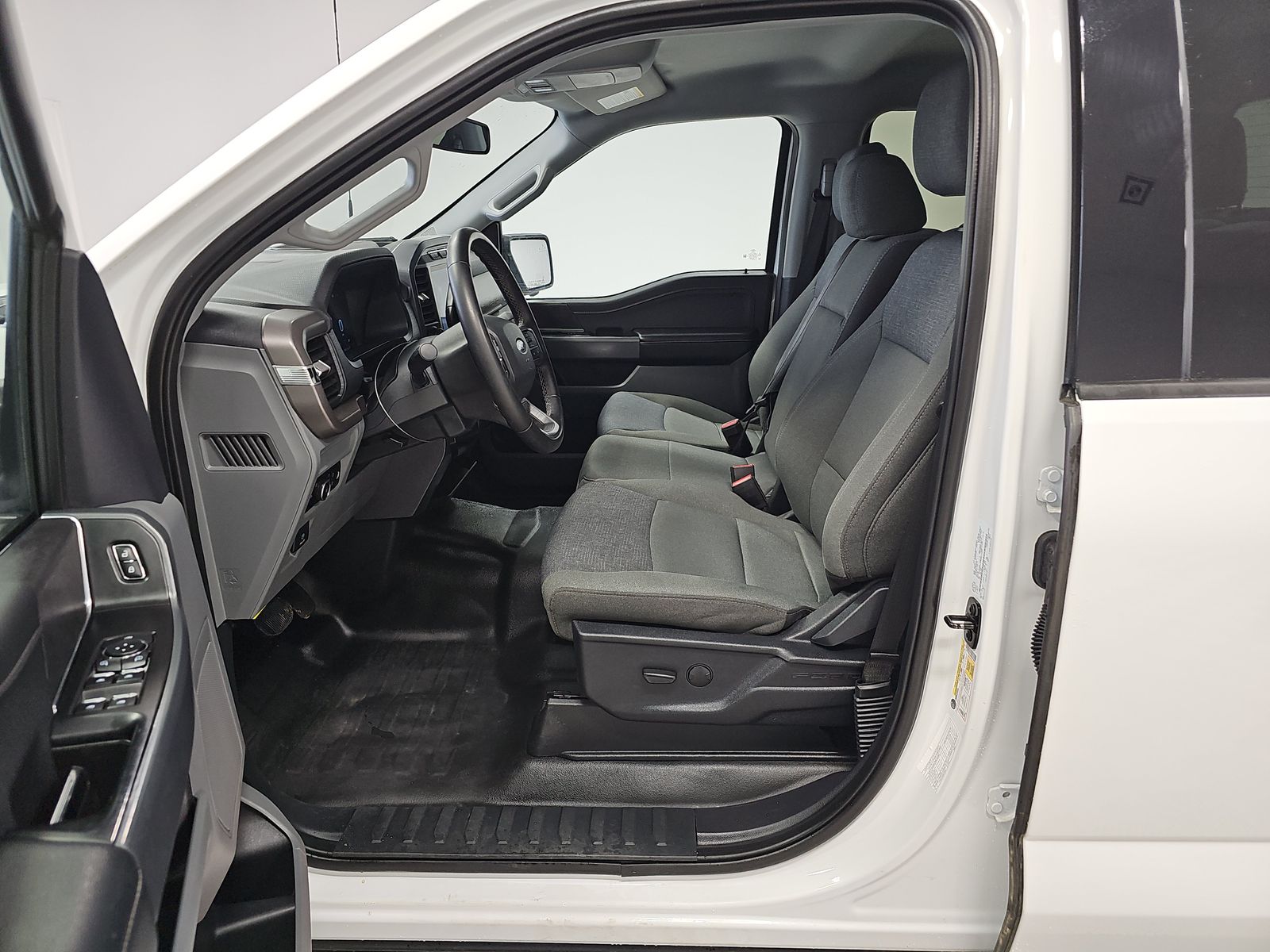 FORD F-150 - 8