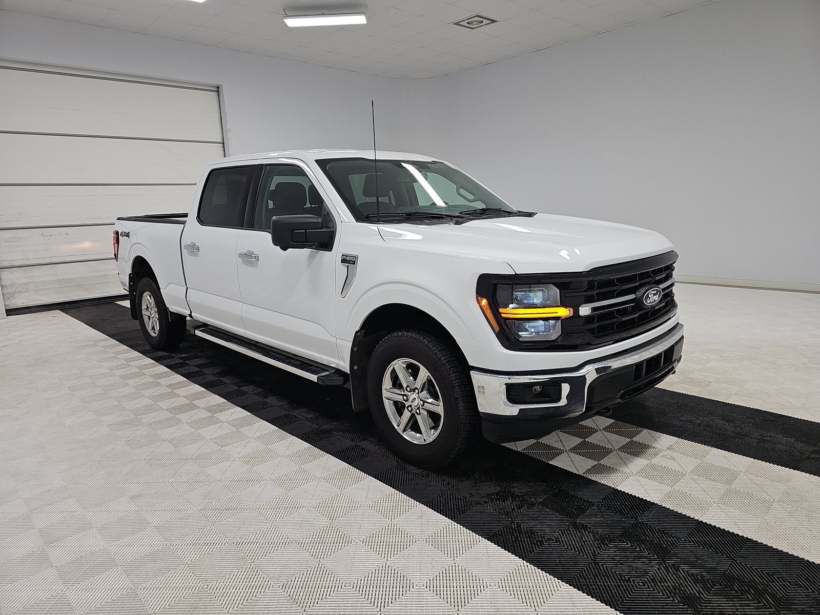 FORD F-150 - 4