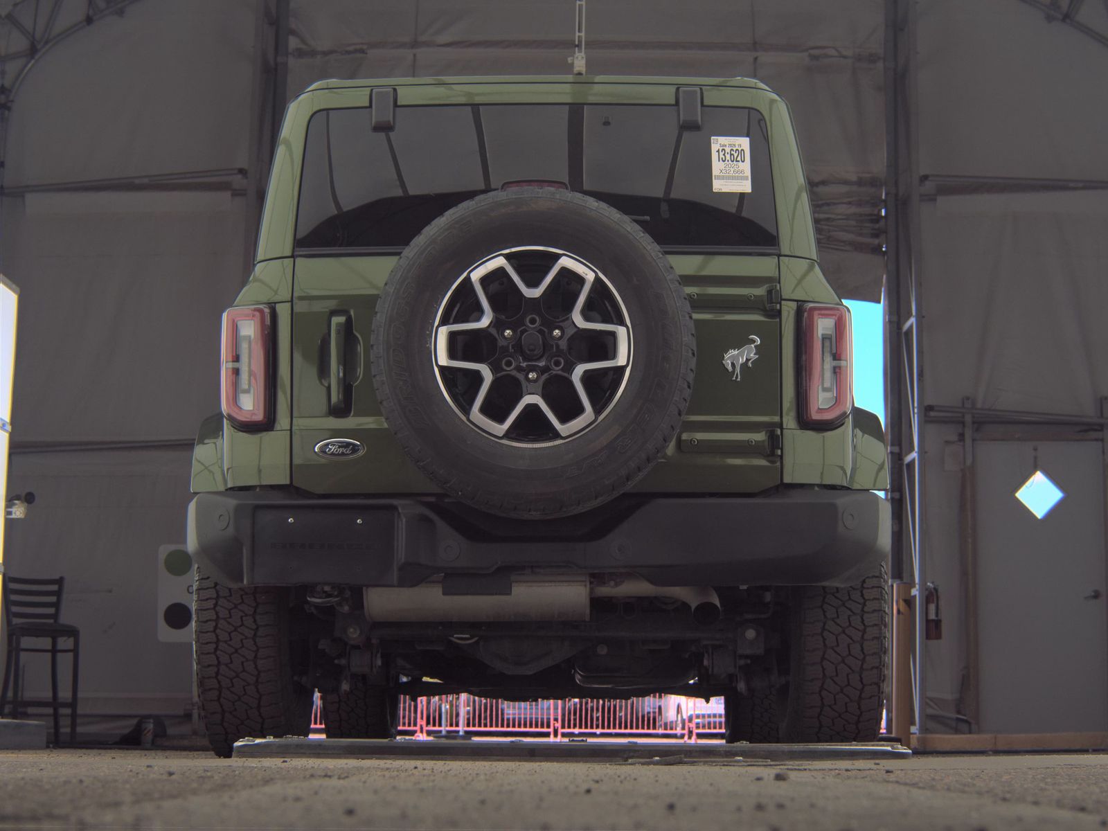 FORD BRONCO - 8