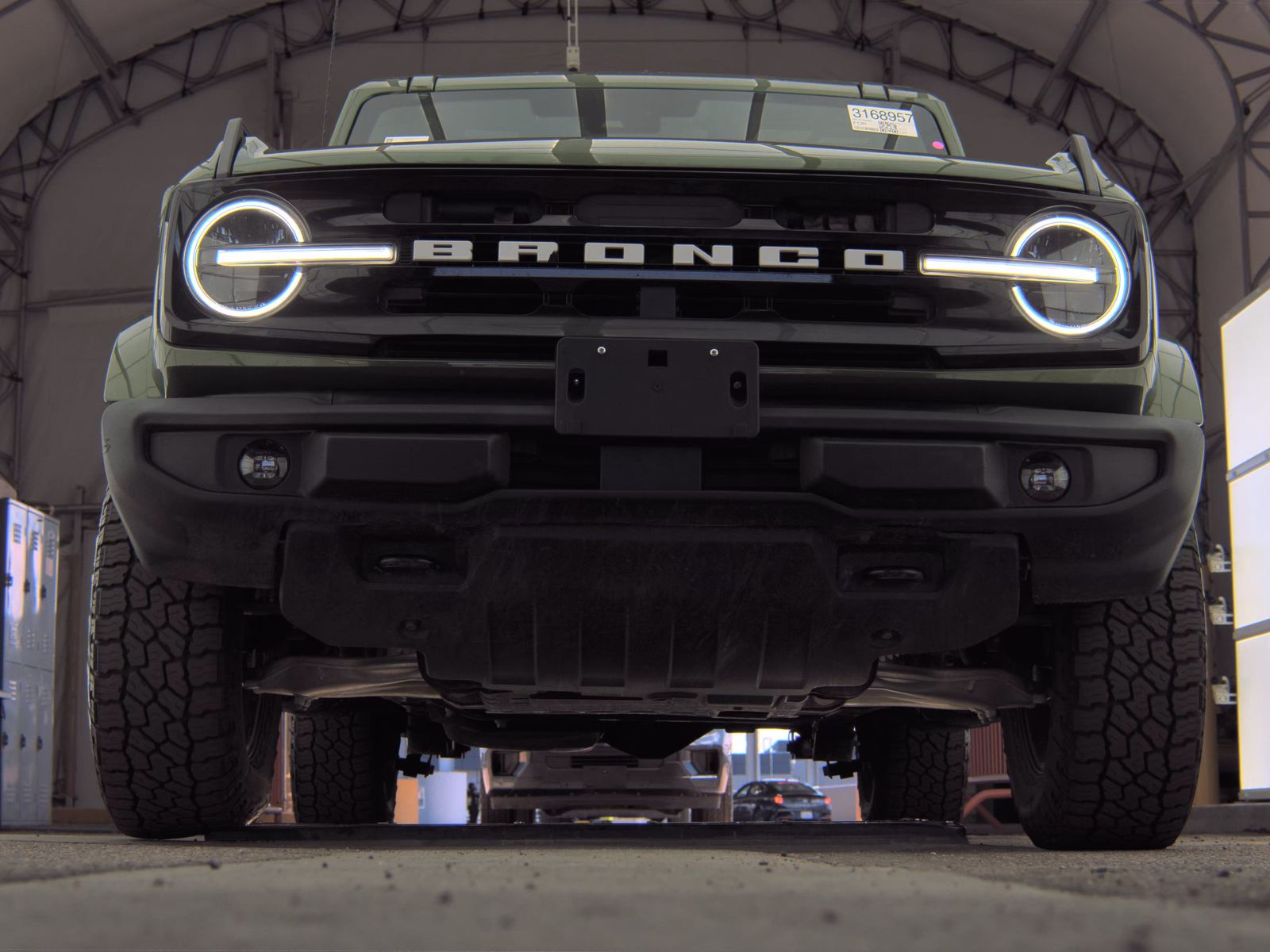 FORD BRONCO - 4