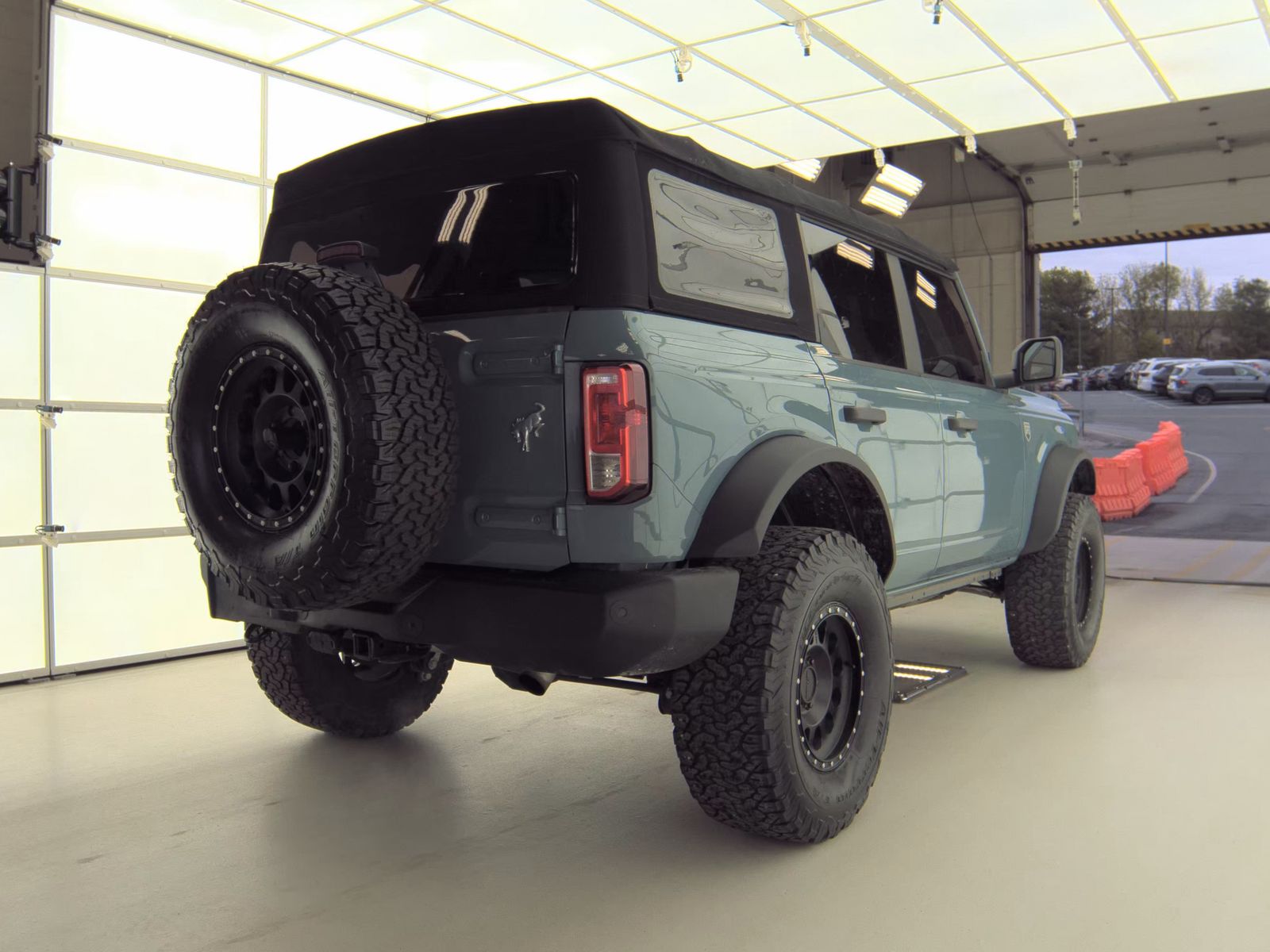 FORD BRONCO - 5