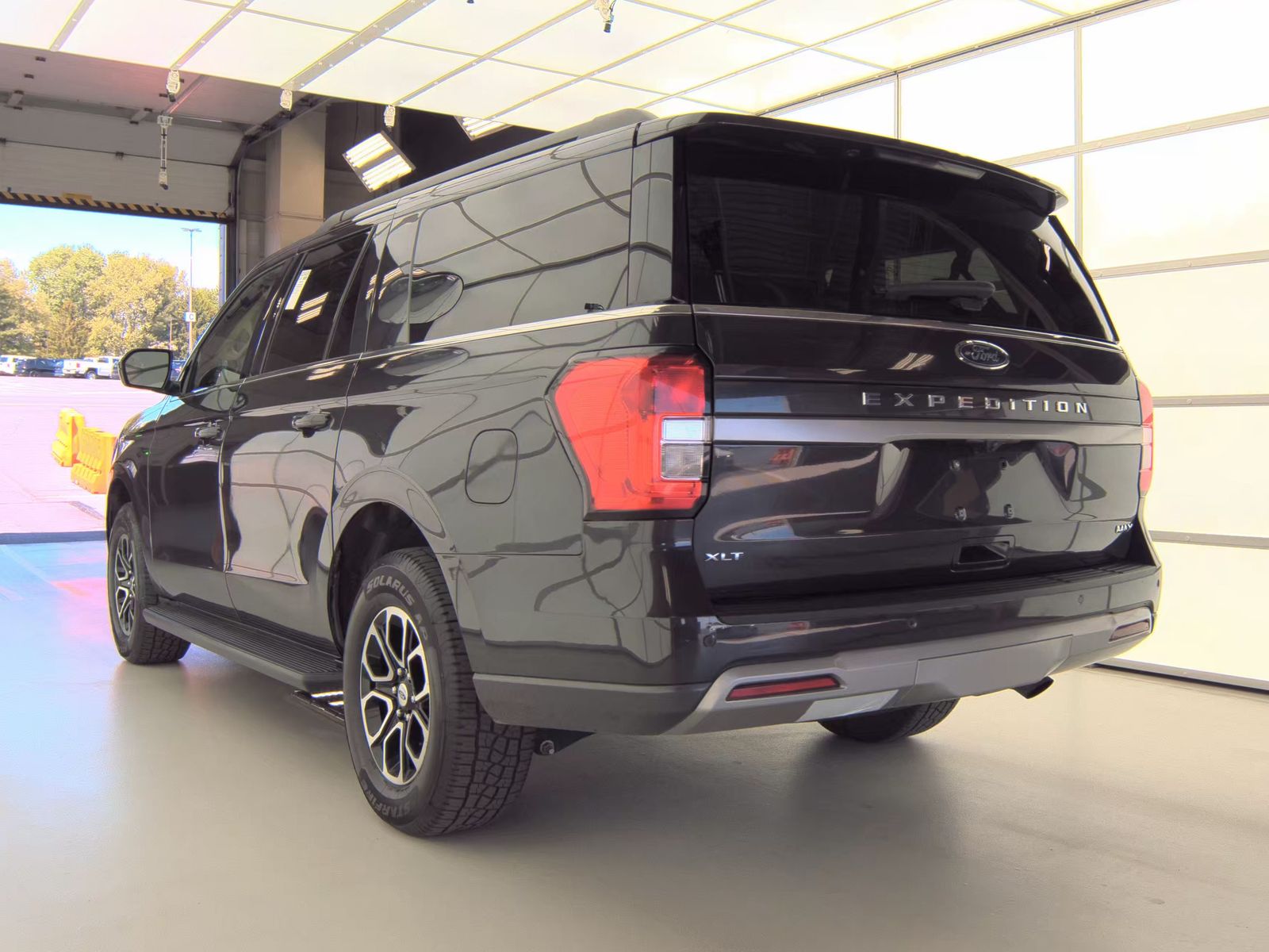 FORD EXPEDITION MAX - 9