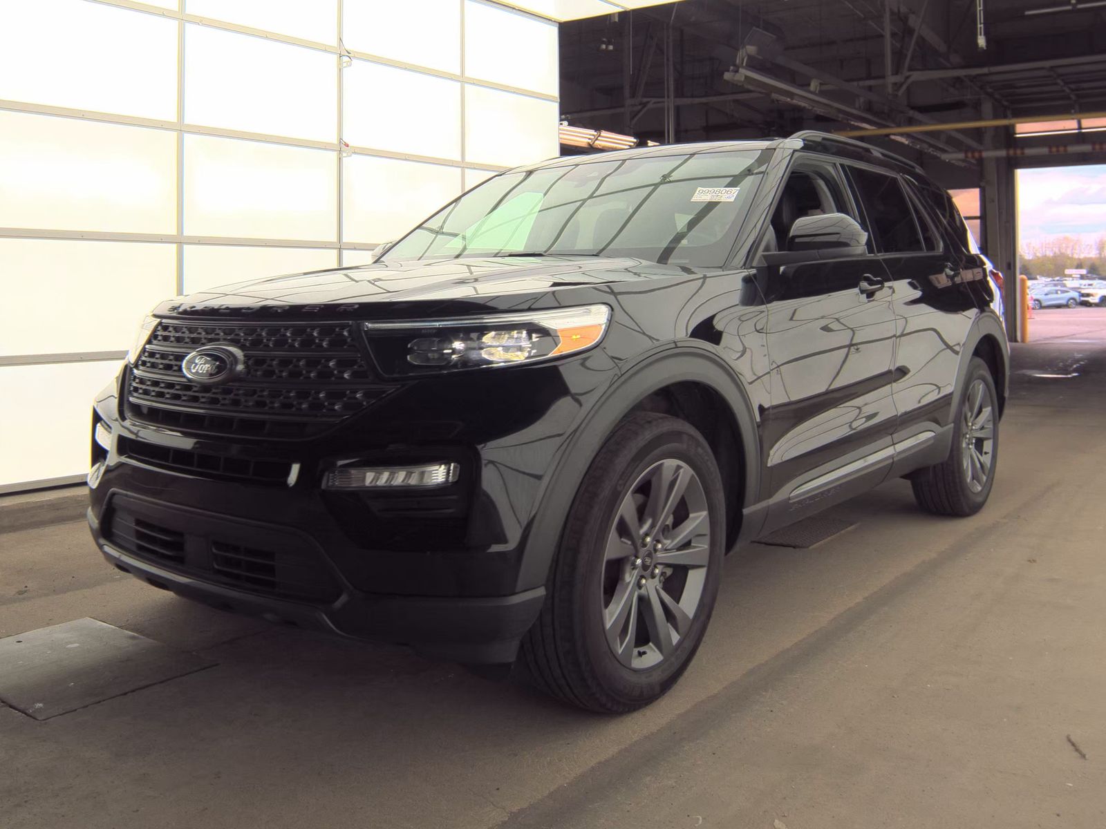 FORD EXPLORER - 1